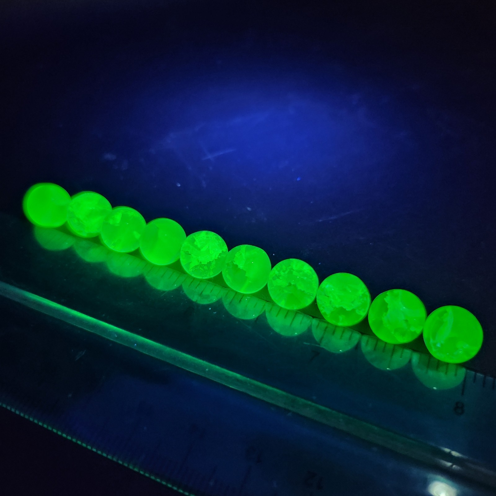 Lot Of 10 Crackel Dark Green Vaseline Glass Uranium Glass Marbles Uv Glo