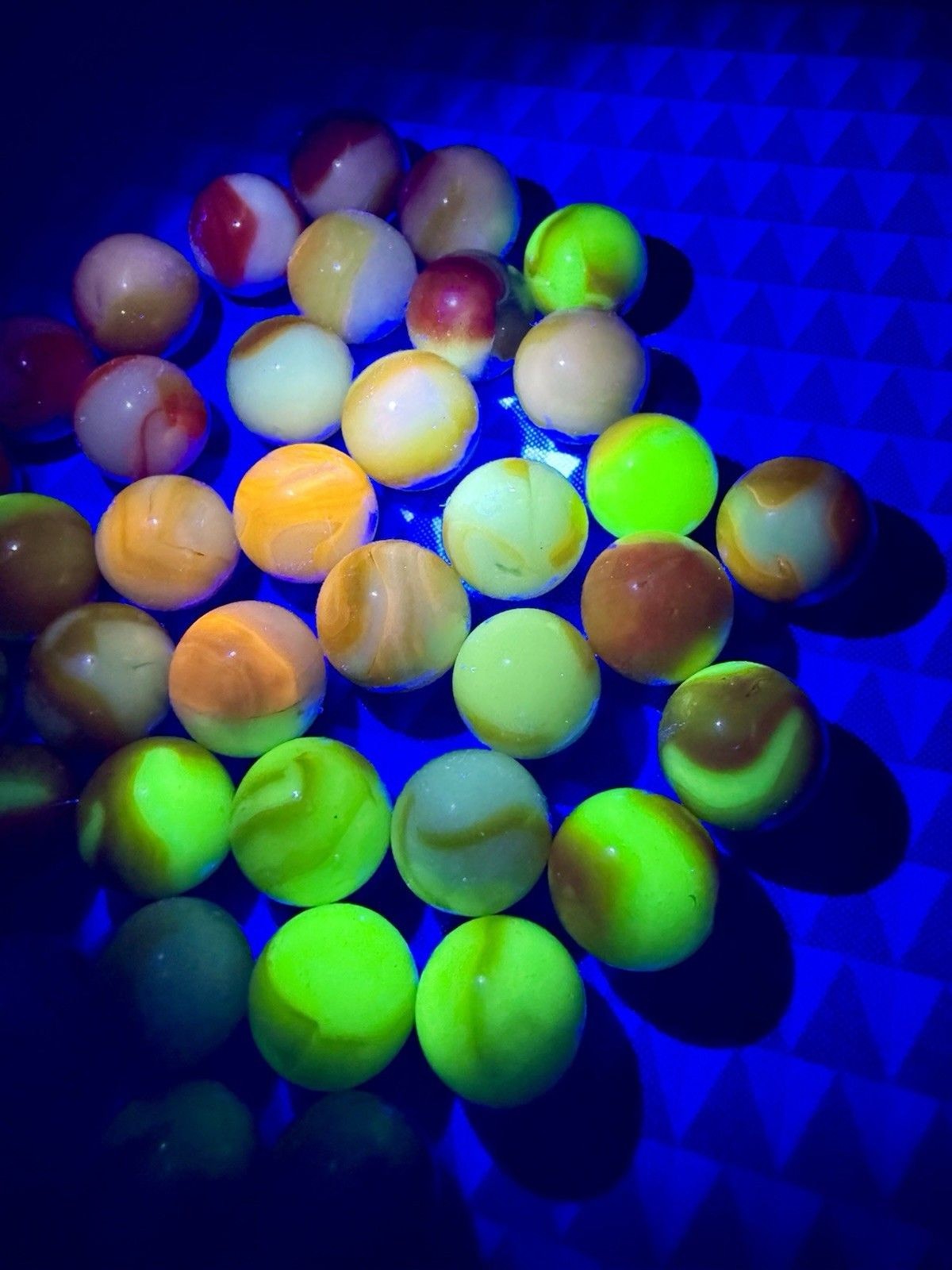 VTG Akro Agate Alley Peltier Rainbow Yellow Glass Marbles Lot of 44