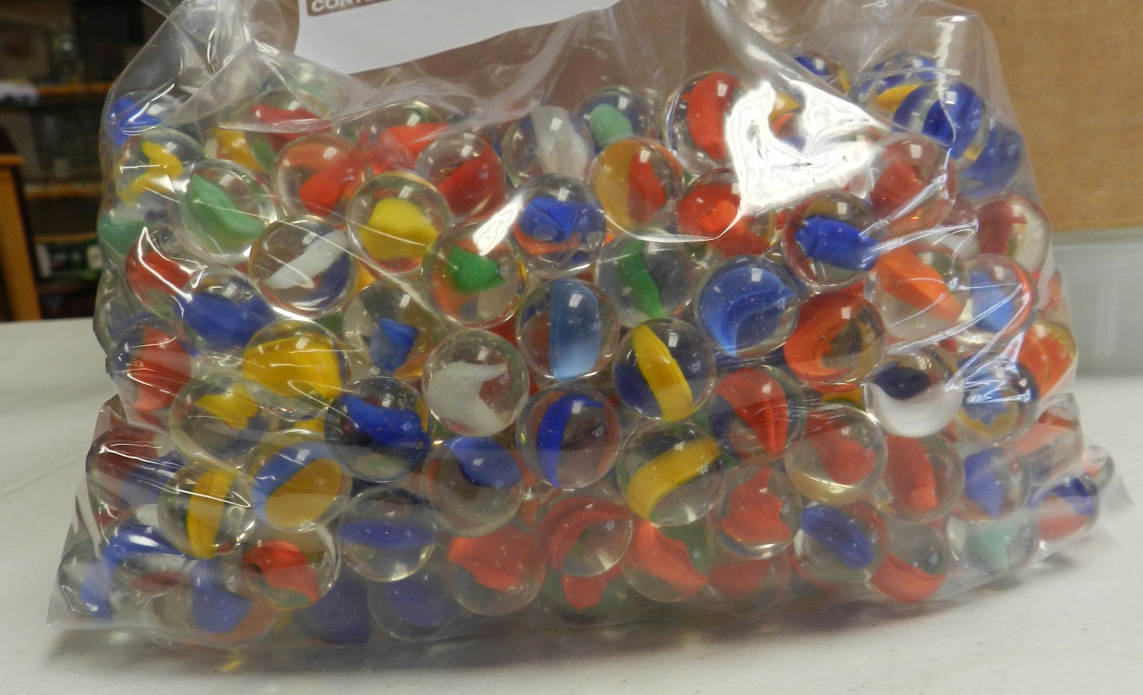 #19742m Huge Wholesale Bulk Lot of 500 Peltier Glass Cat’s Eye Marbles