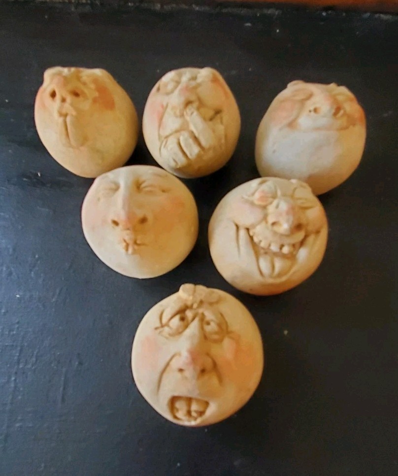 Clay Carved Marbles Expressions Round Shape With Anthropcmorphic Whimsical