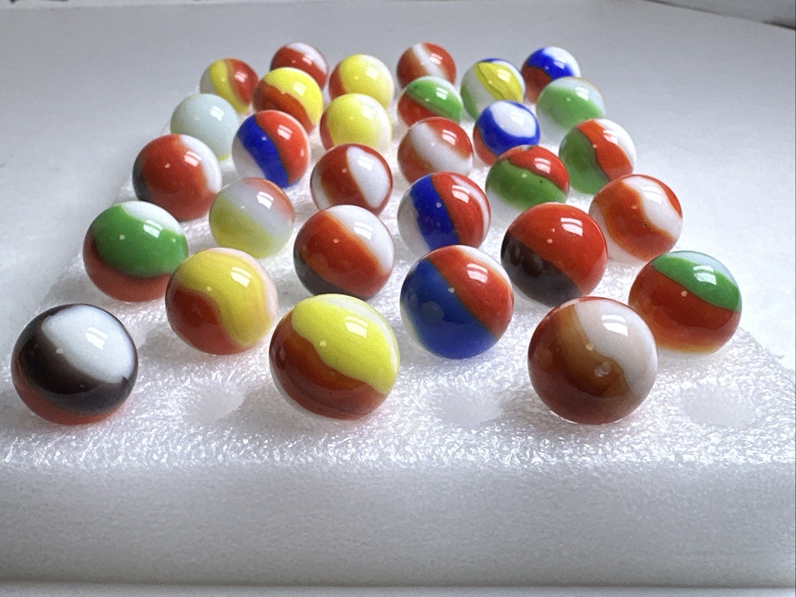 303 Lot Of 30 Vintage Marble King Rainbo Marbles!