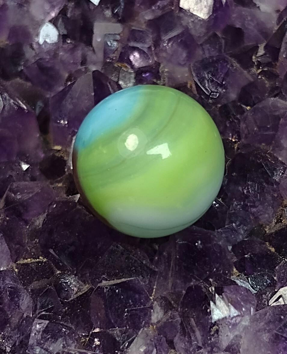 Cute 🐦Robin Blue , Purple & Green – Tiger Eye Vitro Glass Vintage Marbles .63″