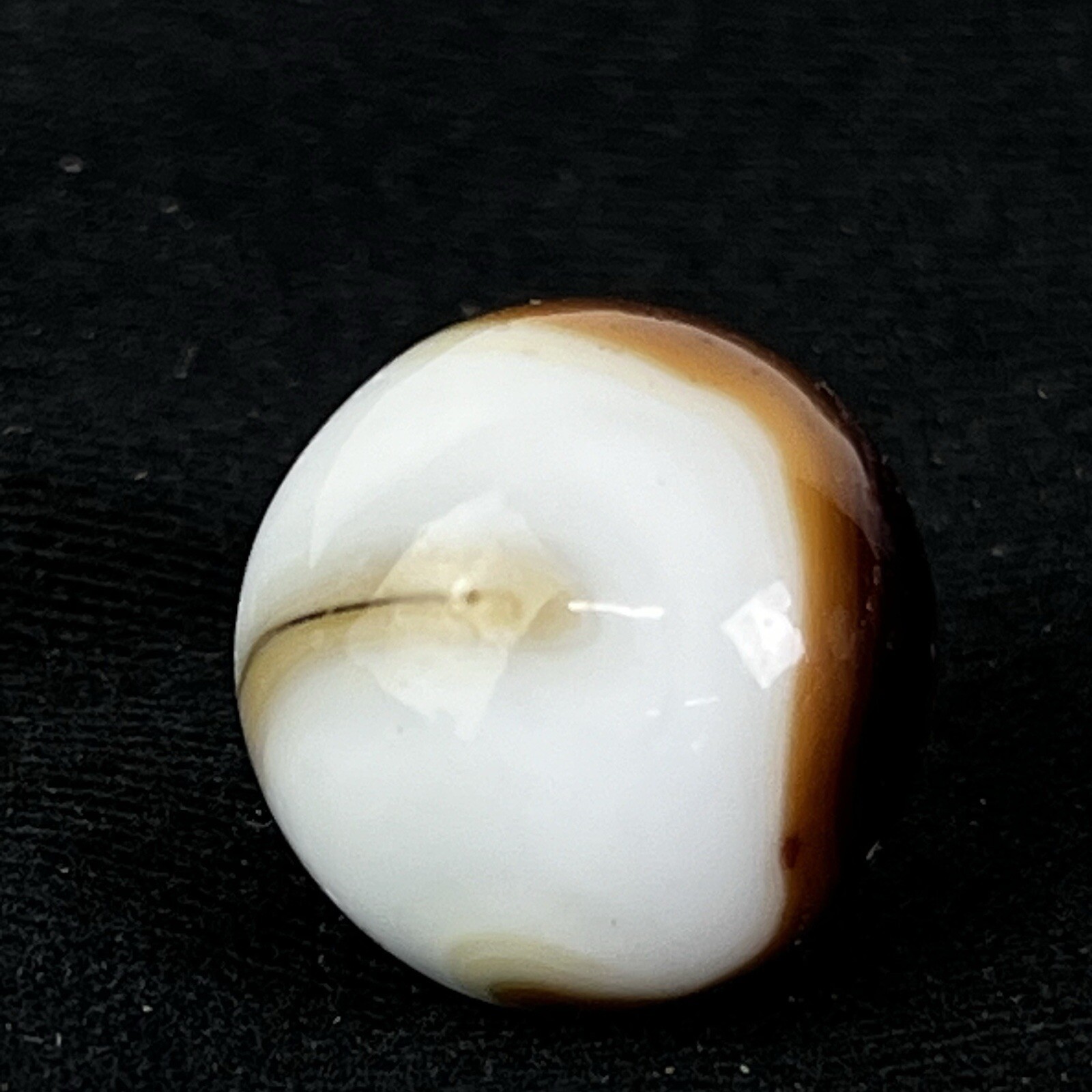 Vintage Akro Agate Peltier Art Swirl Glass Marble .64” White Brown