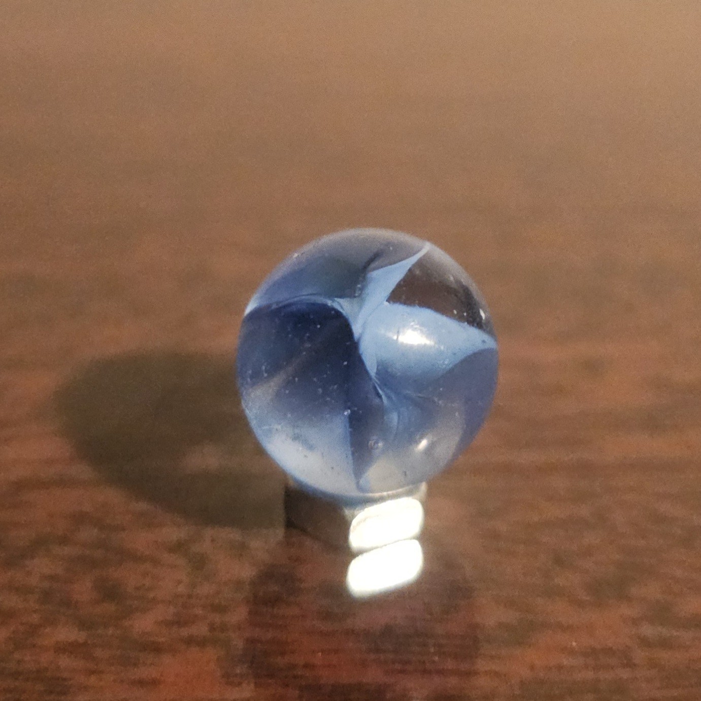 C E Bogard Blue 4-Lobe Floppy Cats Eye Clear Glass .625 Marble