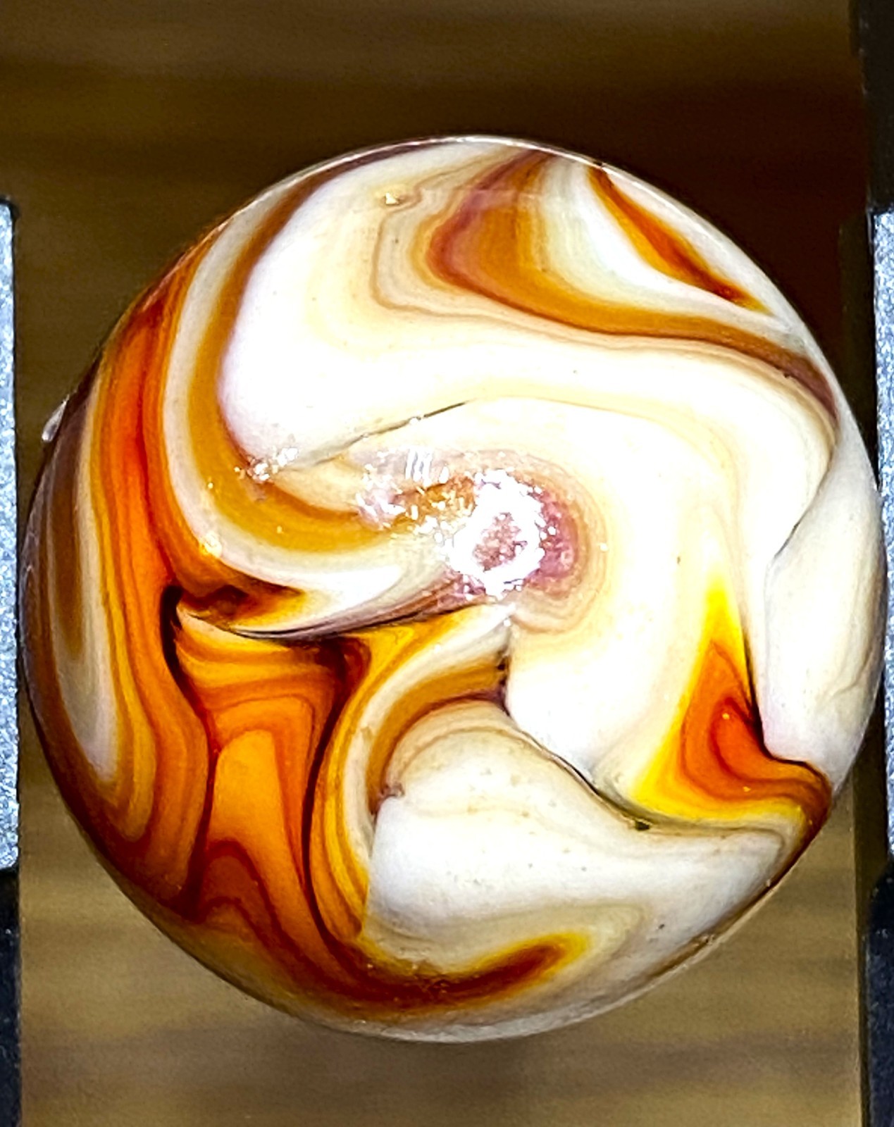DAS/JABO RARE JUICY OXBLOODY FLAMEY SWIRLED SHOOTER SIZE .76/7″ BOX03/203