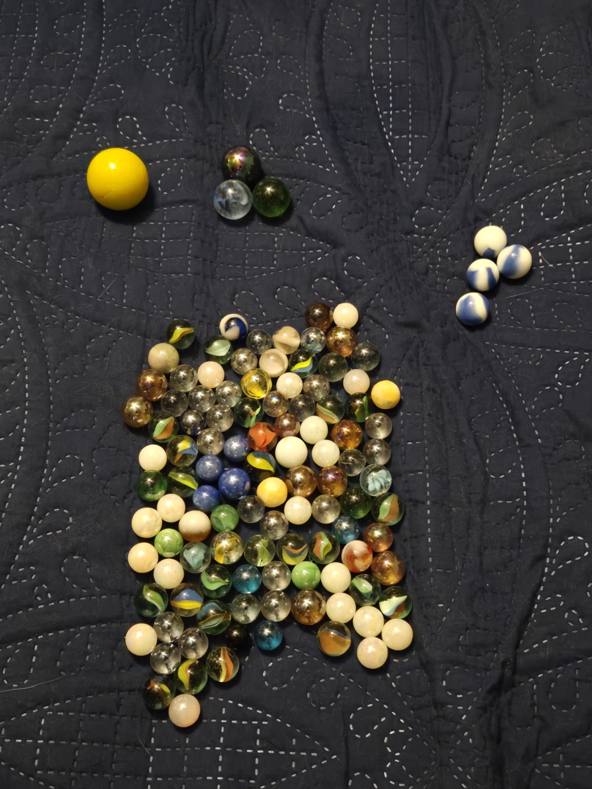 HUGE Lot 118 VINTAGE Marbles Mixed Sizes, Large 35mm + Ball Mason Jar