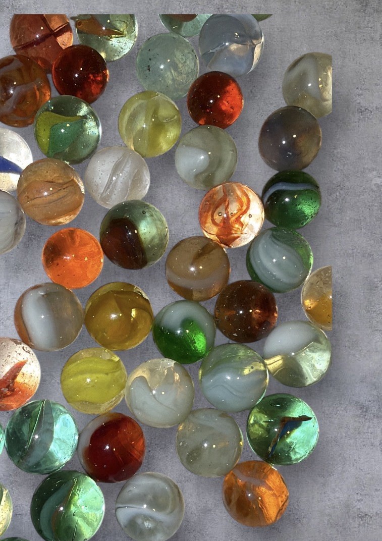 Lot of 88 Glass Marbles – Swirl, Clear & Translucent Mixed Colors Great Variety