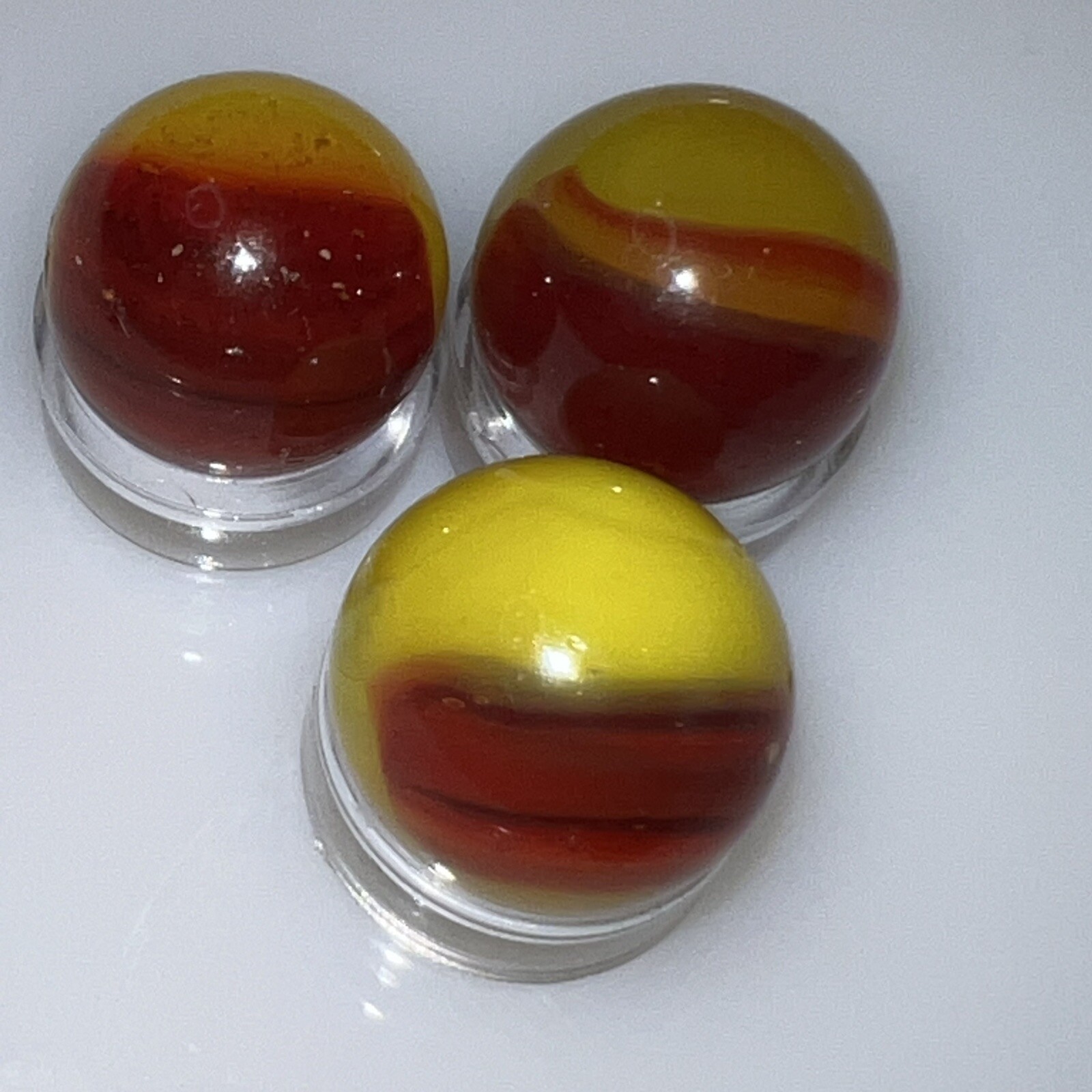 3 Vintage Akro Agate Red Royal Patch On Yellow/Caramel Base 19/32+
