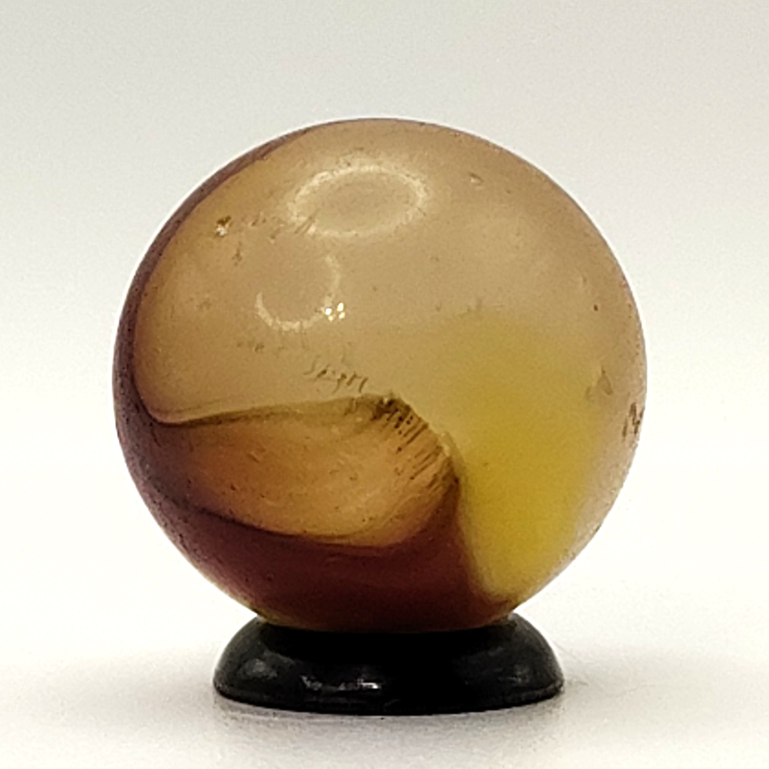 ~3/4″ Akro Agate Egg Yolk Oxblood Shooter Marble NM+