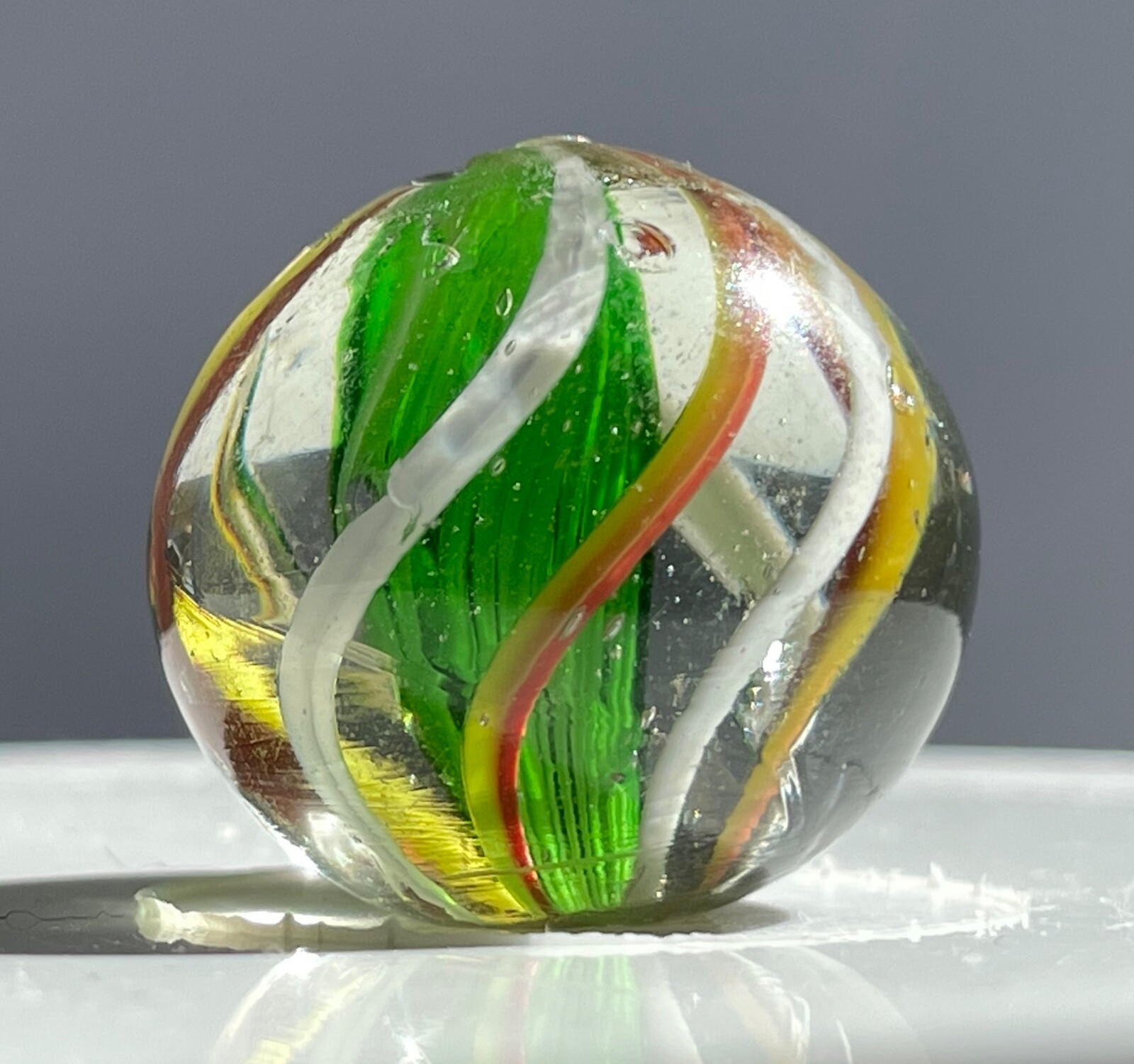 Green Sheathed Latticinio Core Marble 23mm (29/32”)