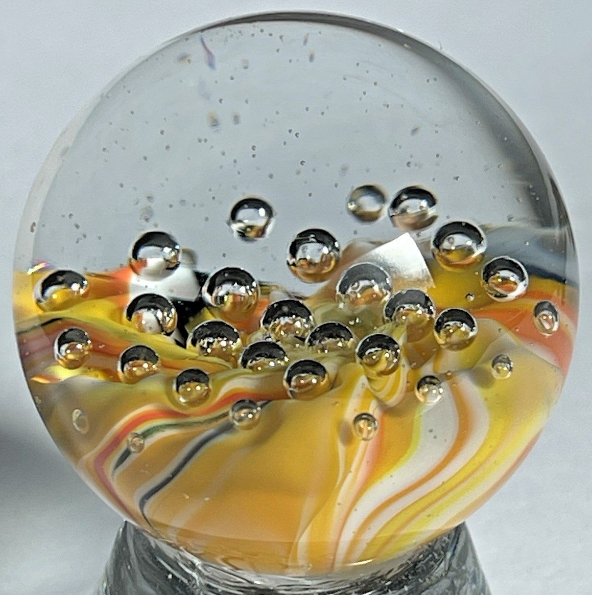 2015 RICK DAVIS MARBLE SIGNED HANDMADE GLASS ART 1.53″ SUNRISE UNDER BUBBLES