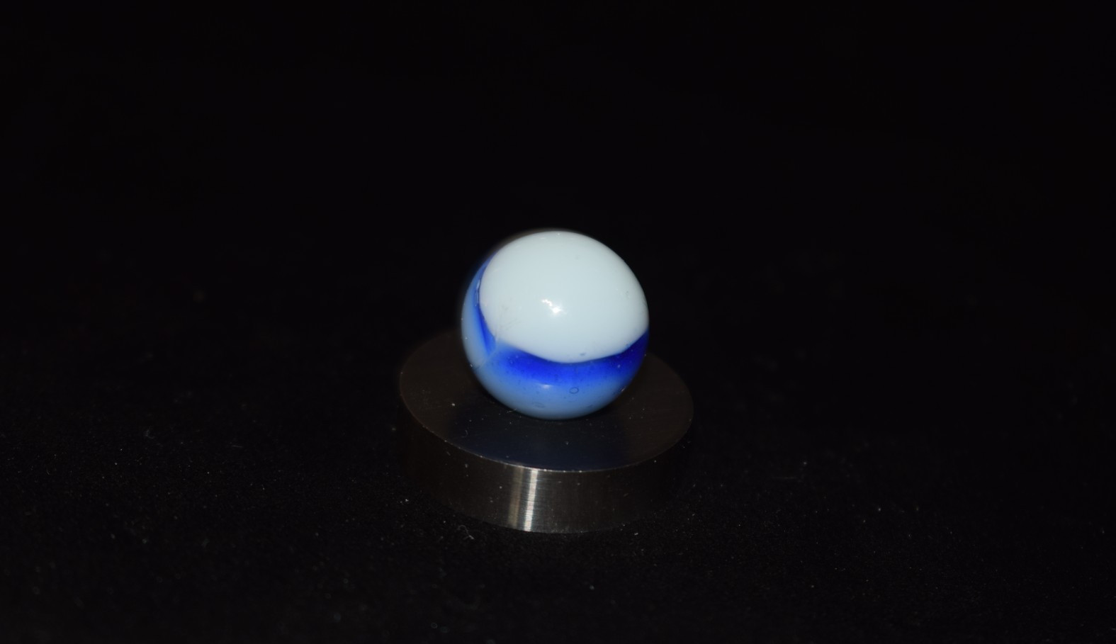 🦓➖⏩Vintage NRL Peltier Rainbo BLUE🔵🦓🔵ZEBRA Collectors Toy Marble .625″ MINT