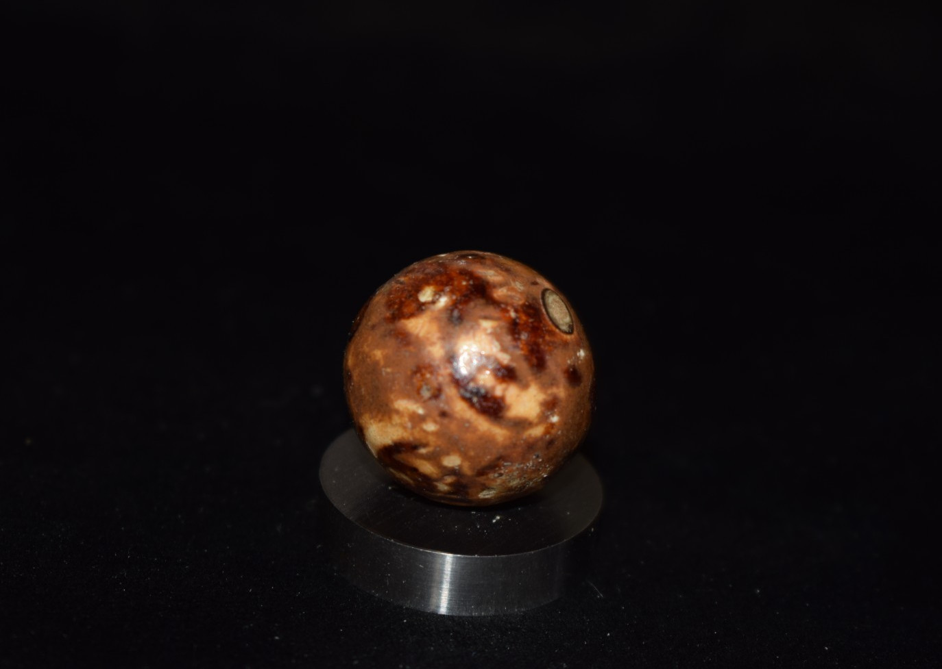 🦅➖⏩Antique German⬛🟥🟨 Bennington busy glazed clay marble shooter .875″ MINT