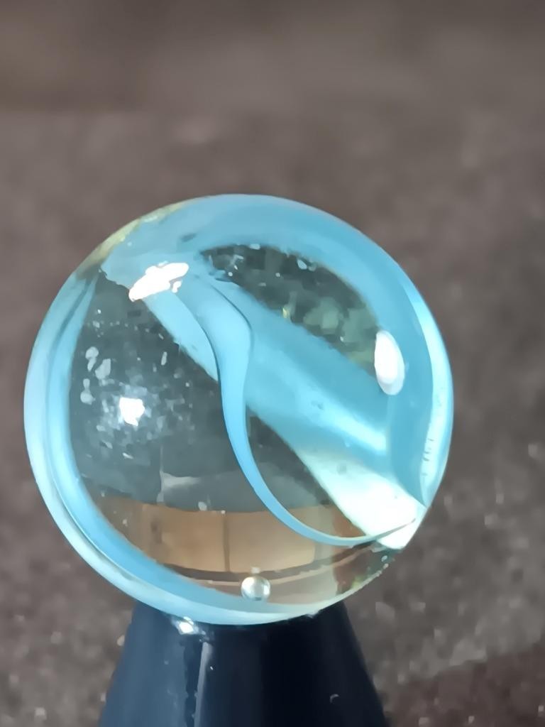 5/8″ Vitro Agate Robin’s Egg Blue Caged Cat Eye Near Mint Serious Marble A960