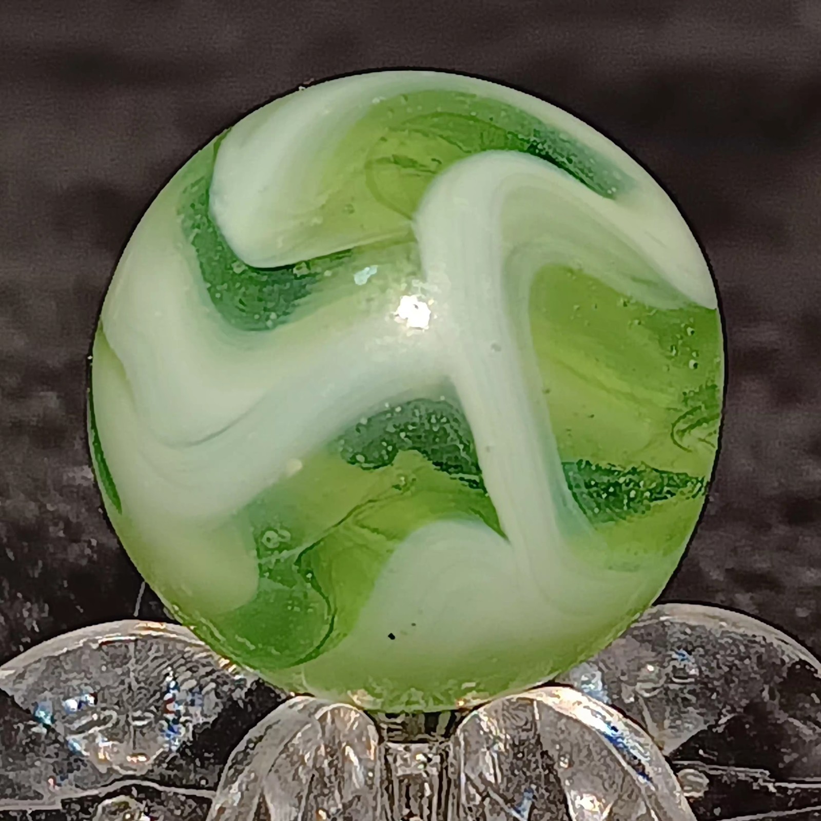 VIntage Alley Agate Swirl Marble. .66″ Mint. Uv. Sistersville. Circa (1931-1932)