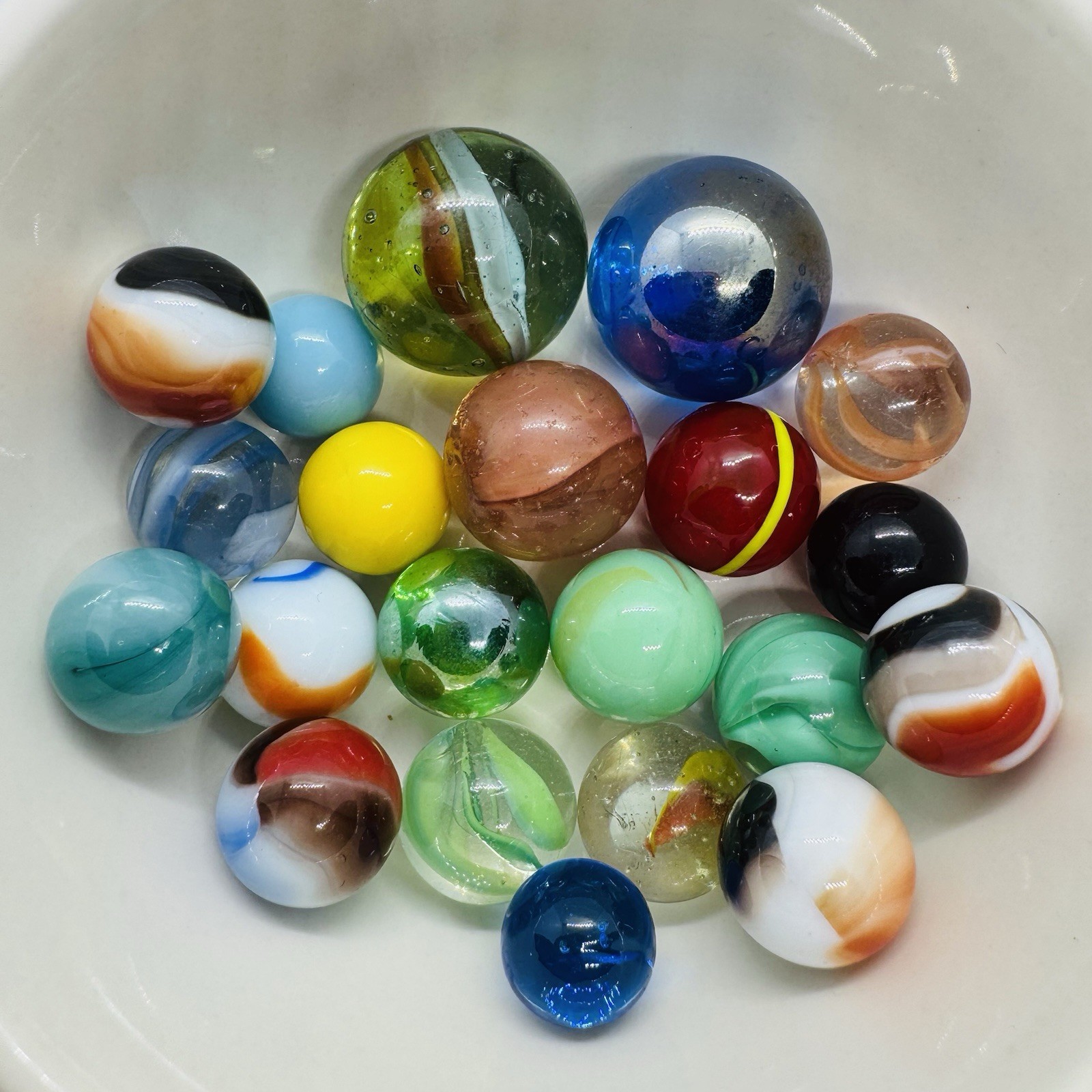 Vintage Marble Lot Of MARBLES UV Reactive Cadmium Uranium Lot #148