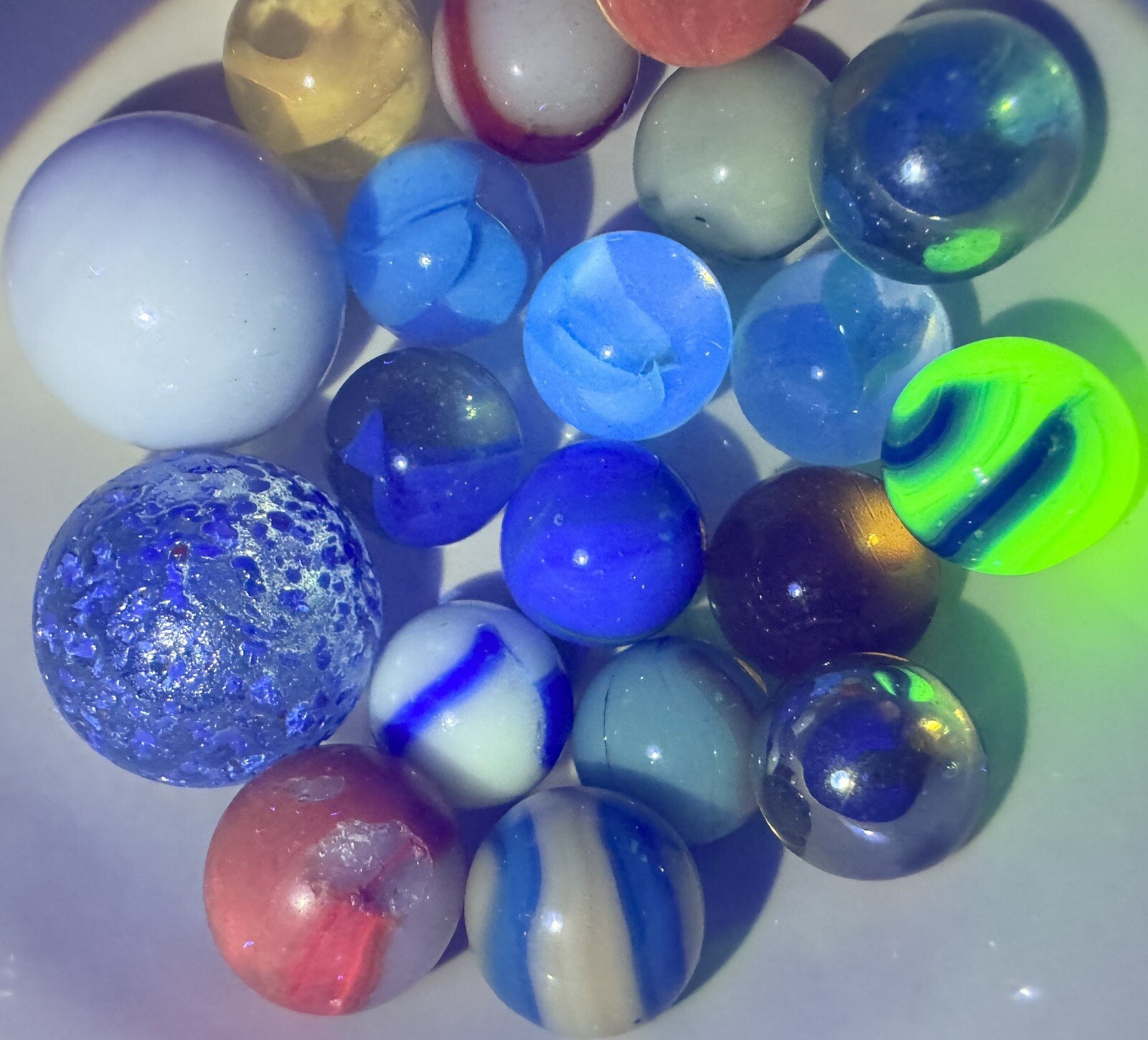 Vintage Marble Lot Of MARBLES UV Reactive Cadmium Uranium Lot #46