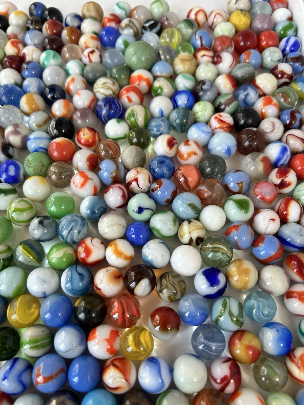339 Vintage Glass Marbles Lot Includes UV Reactive Uranium & Cadmium Marbles