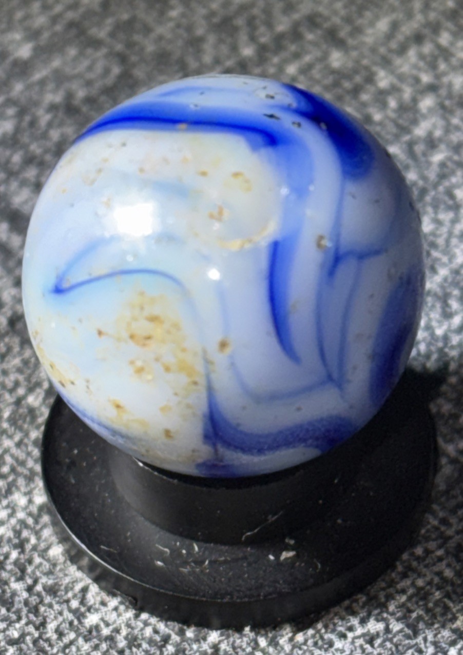 VTG Alley Agate Swirl Marble w Adventurine .59”