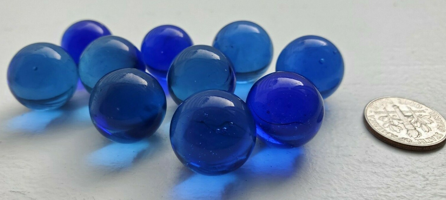 MINT 10 VINTAGE BEAUTIFUL BLUE CLEARIE MARBLES FROM 1970S & 1980S