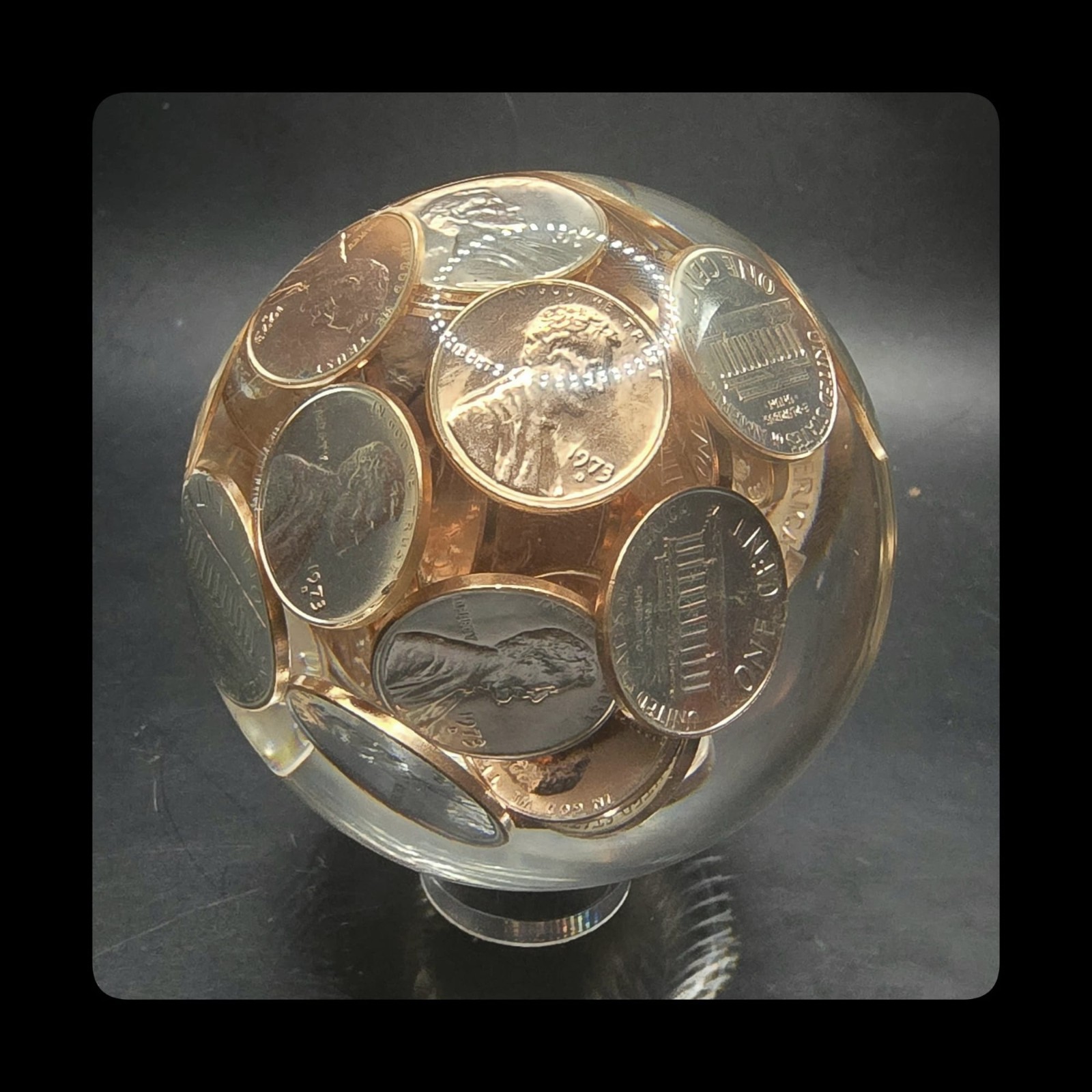 ~Mic’sMibs~ 2.75″ Lucite / Acrylic Contemporary Sphere with Pennies MINT
