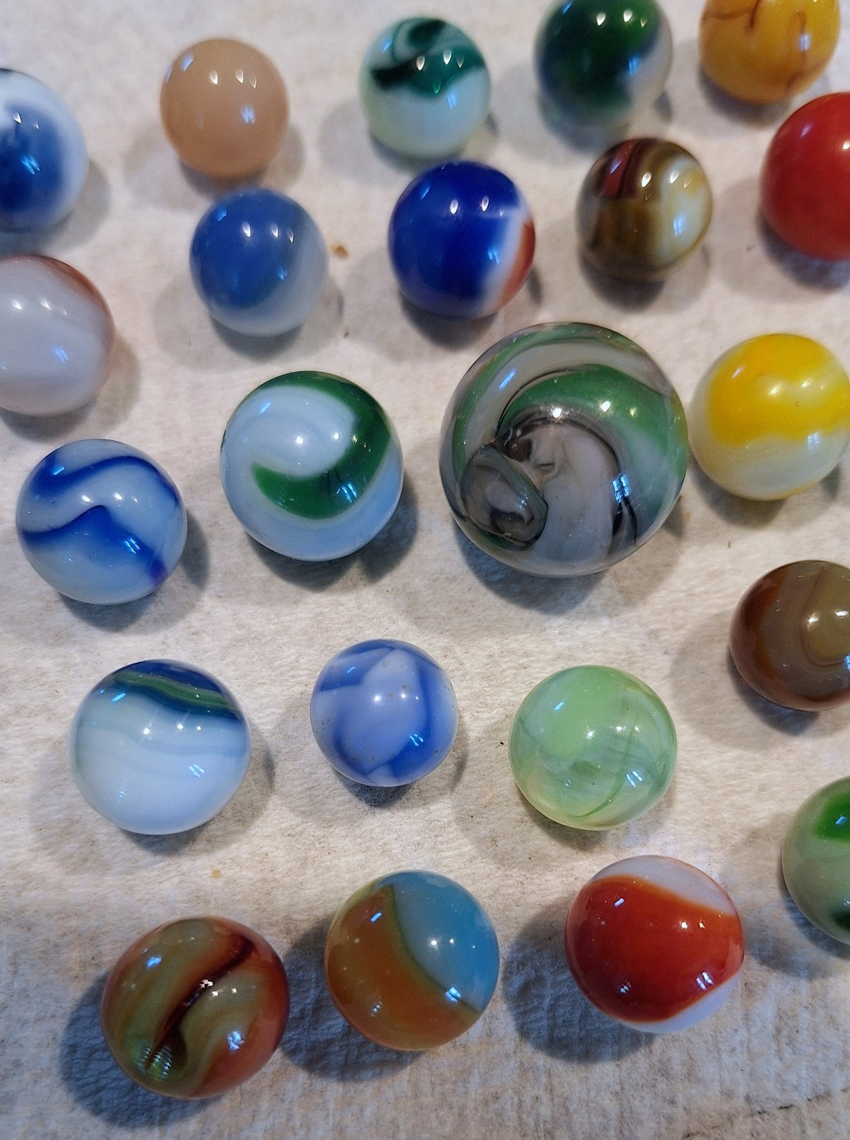 Lot Of 25 Vintage Akro Agate, Vitro,wv Swirl,cac,peltier