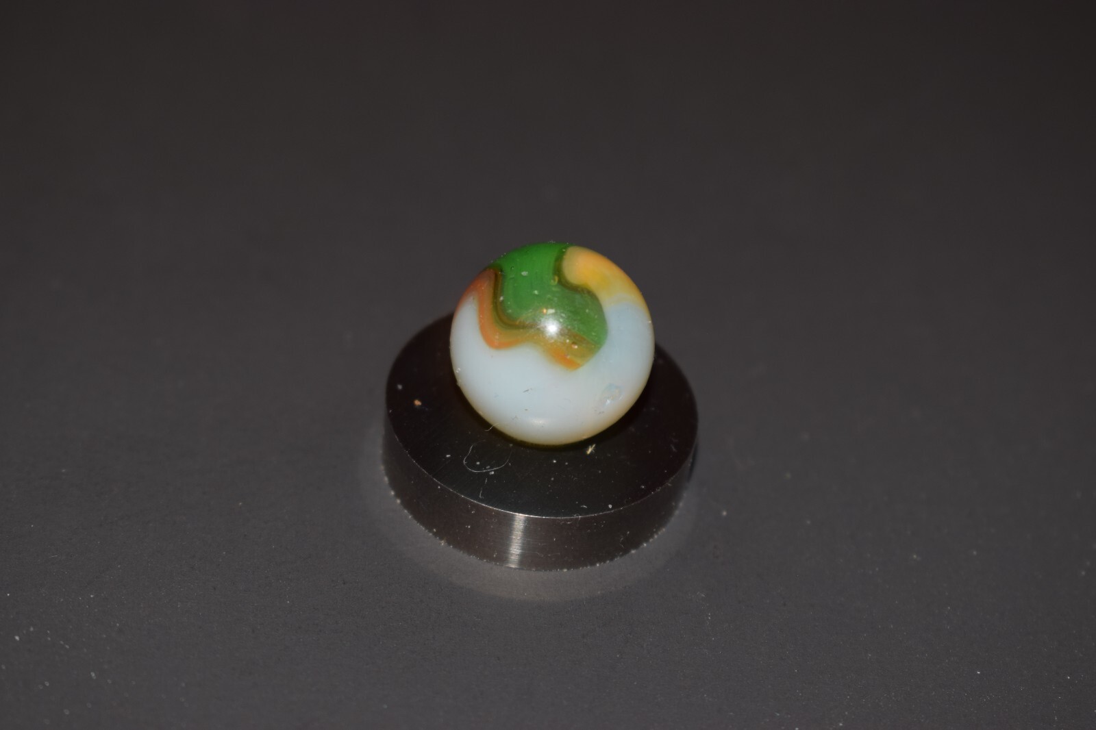 ⭐Akro 🟡🟢🔴 Girl Scout Hybrid Toy Marble Size .625″=5/8″=16mm NM⭐