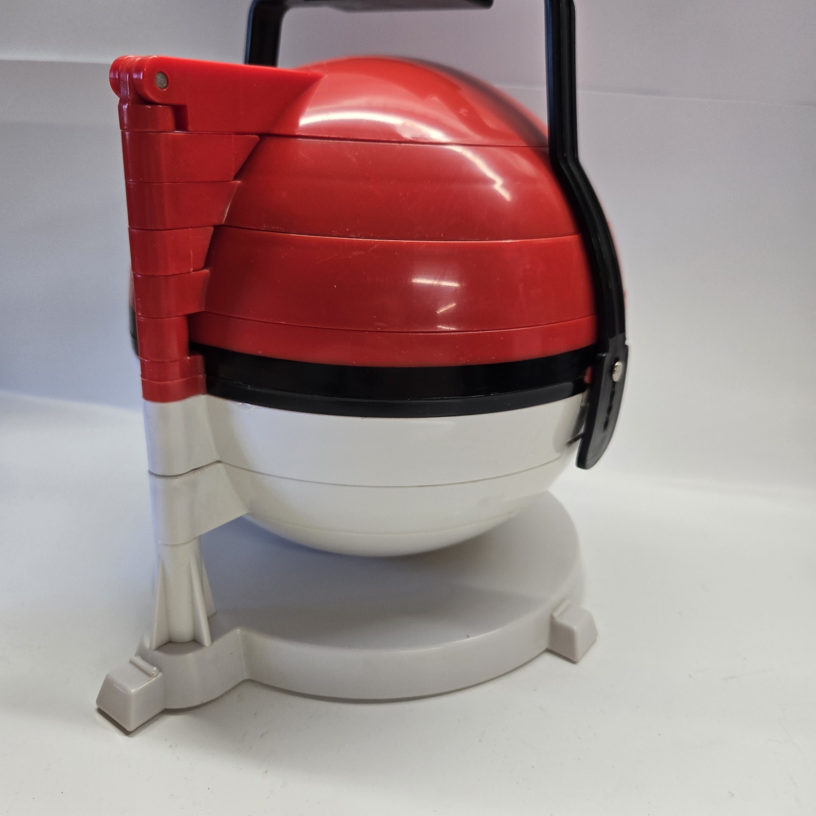 Vintage Pokémon Pokeball Marble Carry Case With Box.