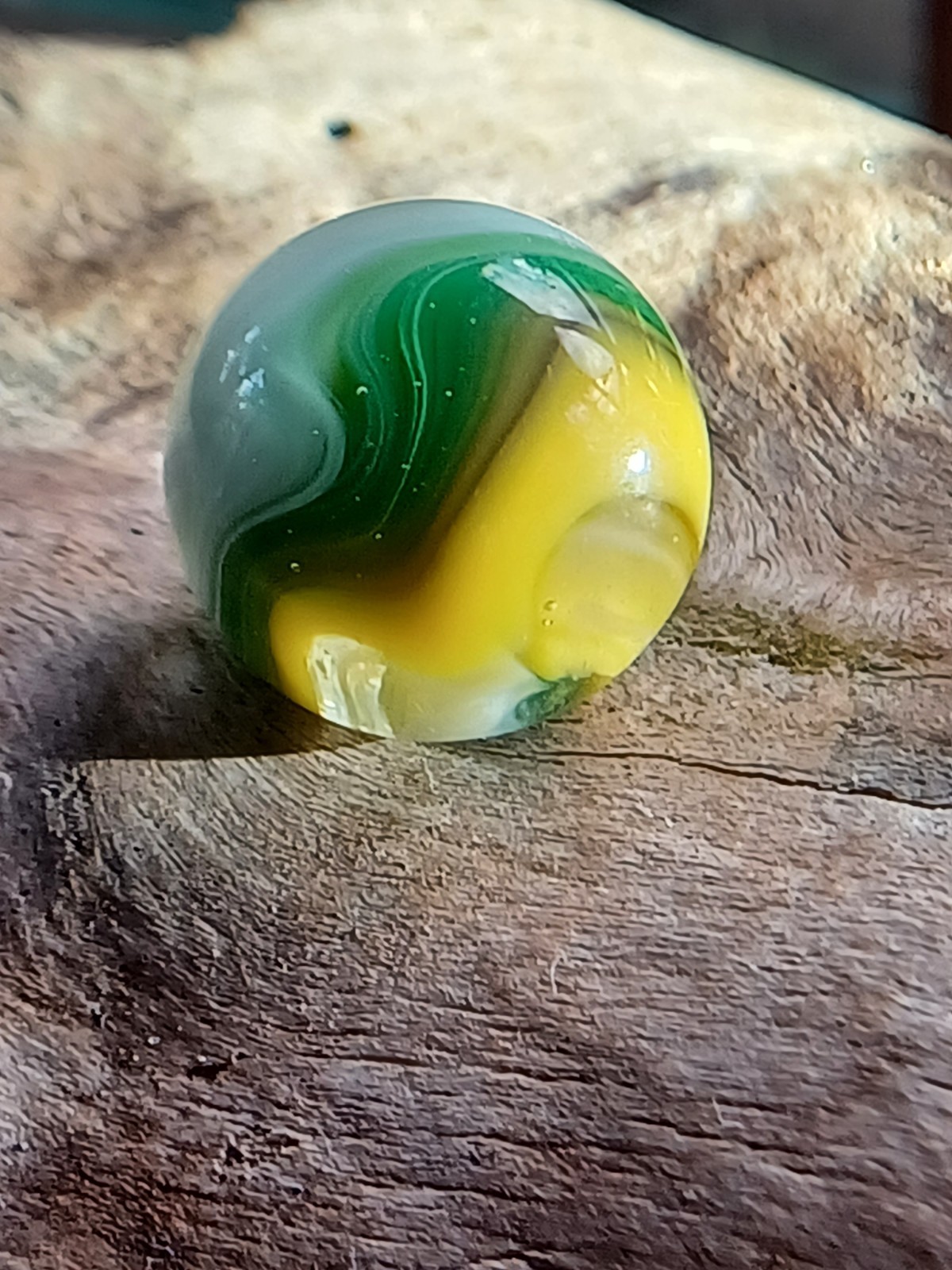 Akro Popeye Hybrid wet dead mint .65 or 11/16″ Green/Yellow with Brown Tracer.