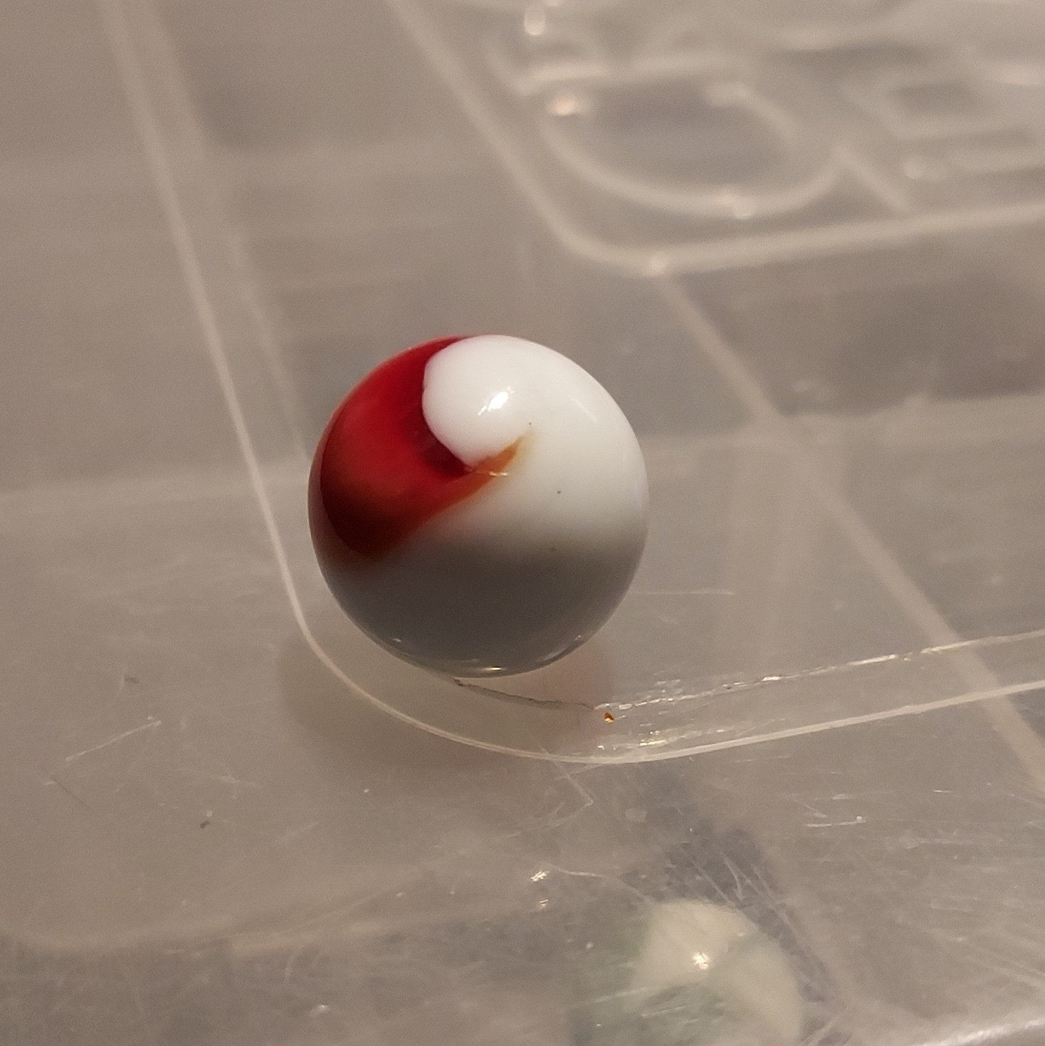 Akro Agate Red & White Swirl Glass Toy Marble – Machine Made, Ages 4-11