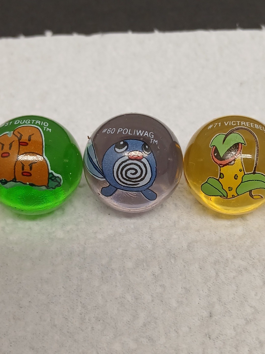 NINTENDO 1999/2000 Pokemon Marble Lot of 9 Marbles With A #68 MACHAMP Bag RARE