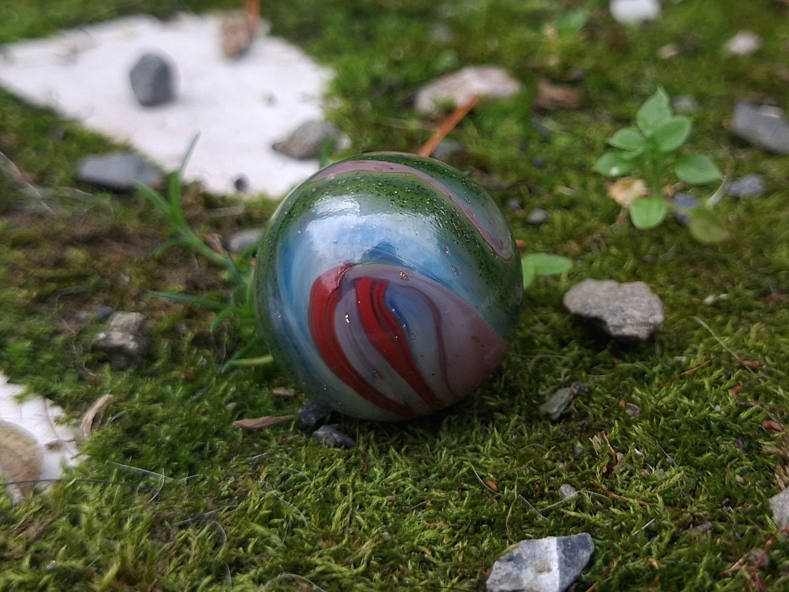 JABO/DAS Translucent Brick Lutz AV Swirl Marble Size .72 Mint Asmade