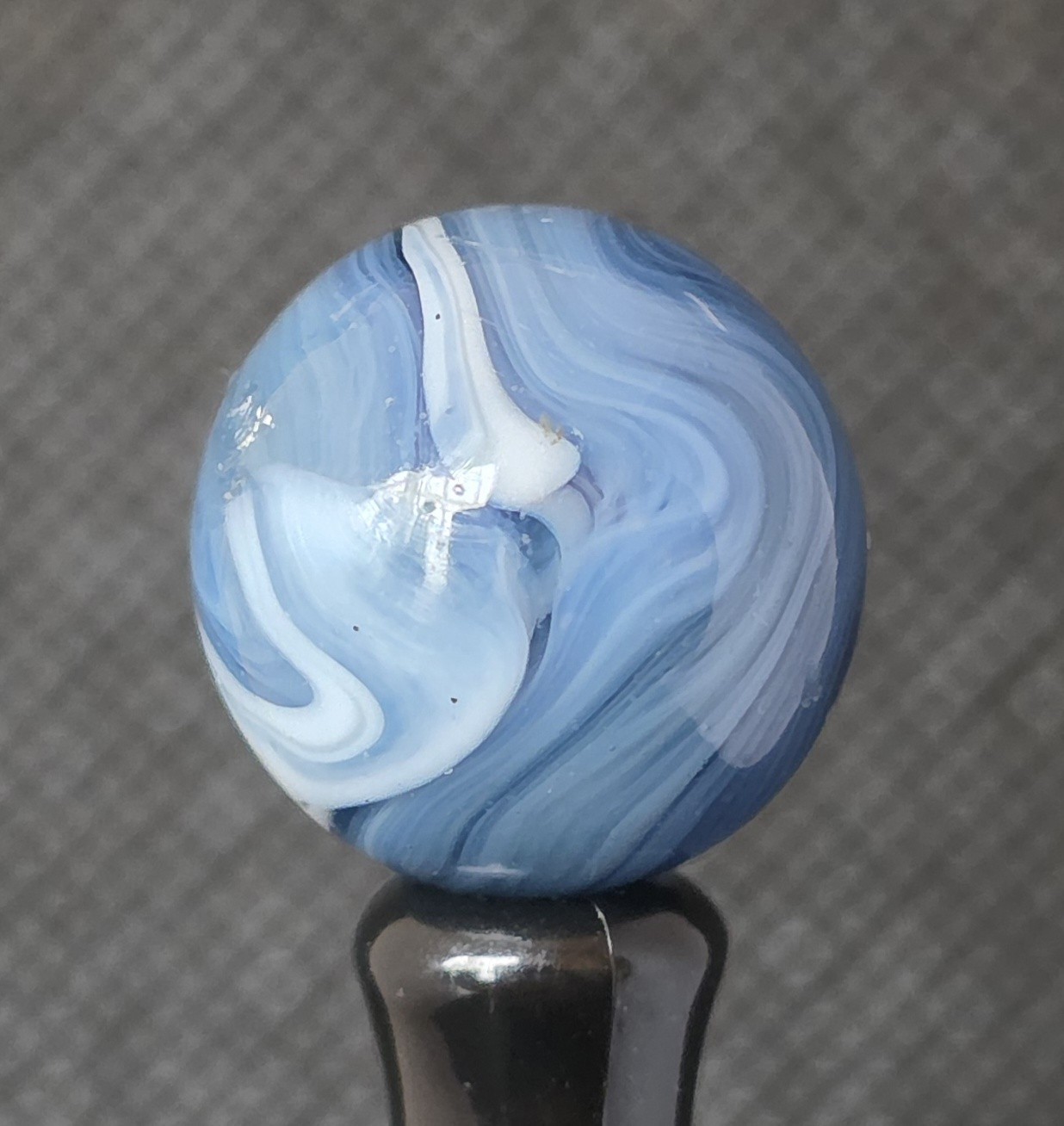 VINTAGE CAIRO NOVELTY BLUE TITANIUM MARBLE MINT- 0.63″