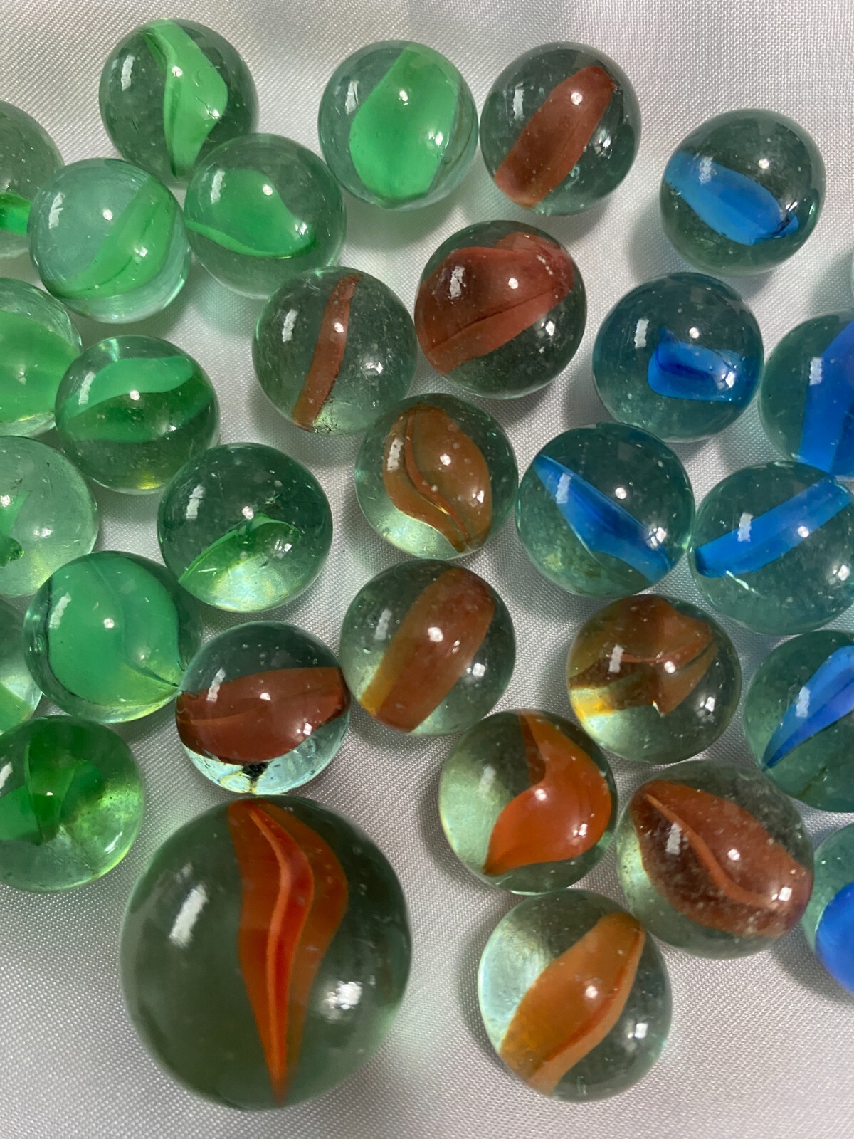 Vintage Cat Eye Marbles With 3 Large Cat Eyes Green Blue Red Stripes