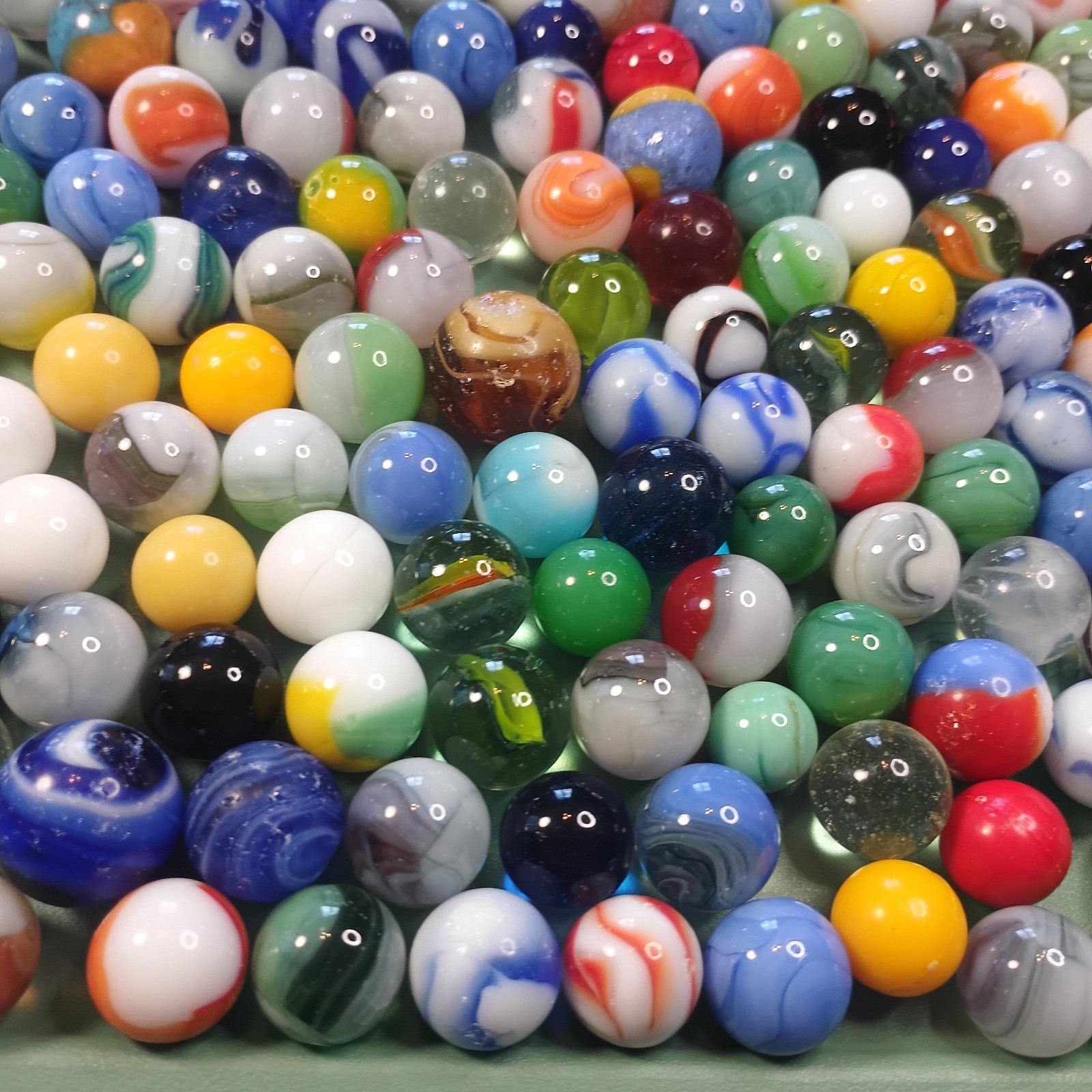 3 Lbs 11 Oz Mixed Maker Marbles