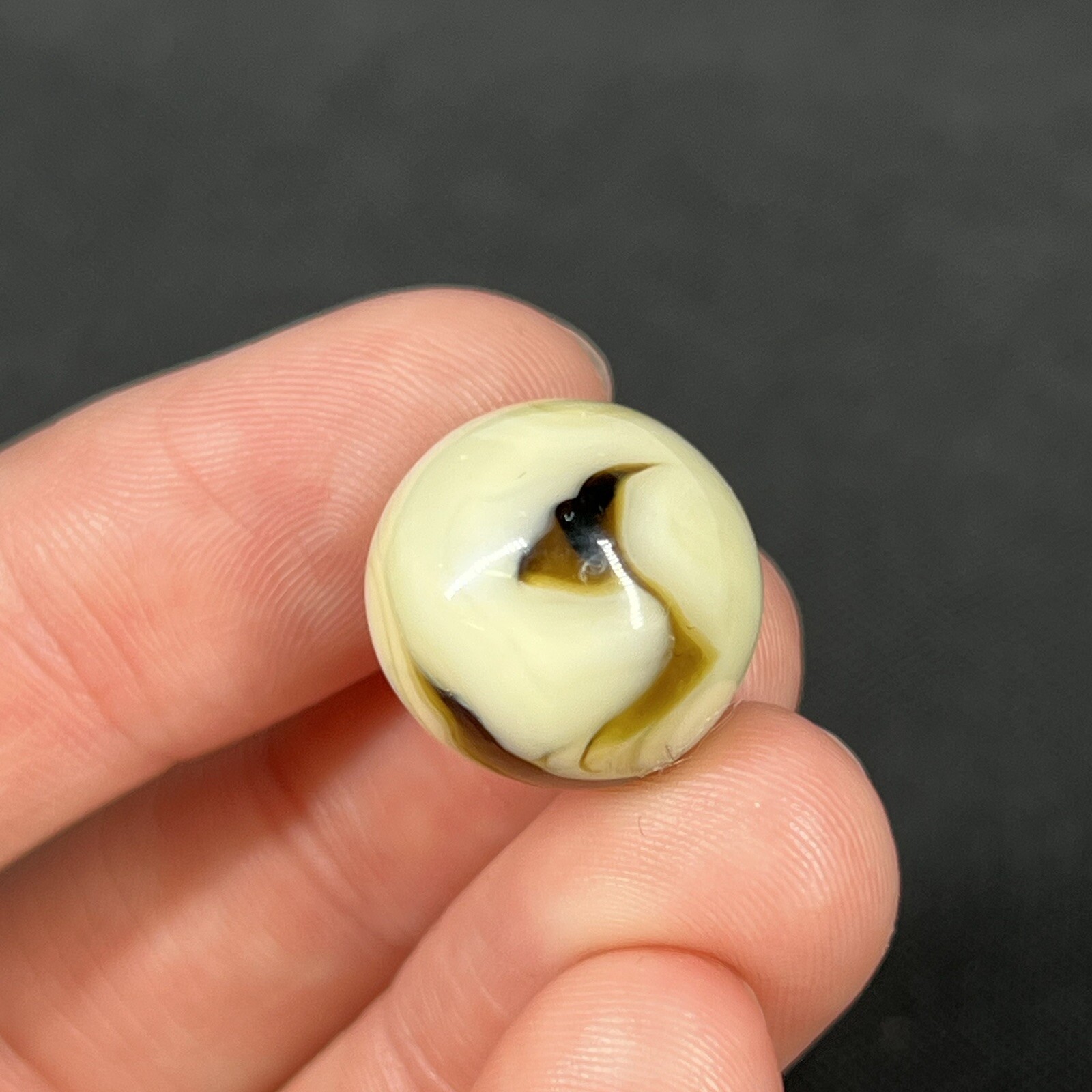 Vintage Agate Christensen Peltier Art Glass Swirl Marble .6” Creamy Honey