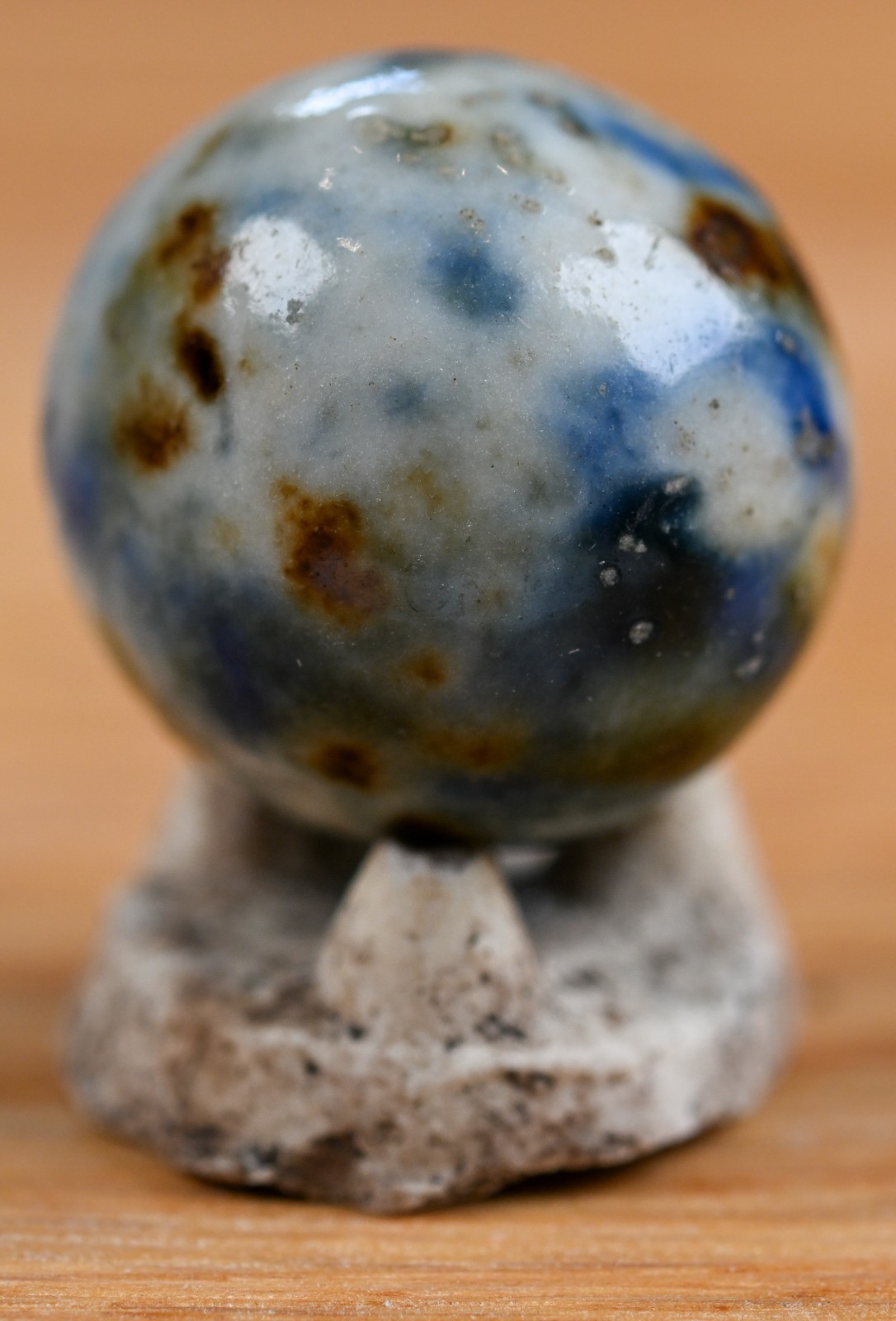 Fancy Handmade Bennington Marble & Old German Firing Stand, 0.75 inch Mint S1701