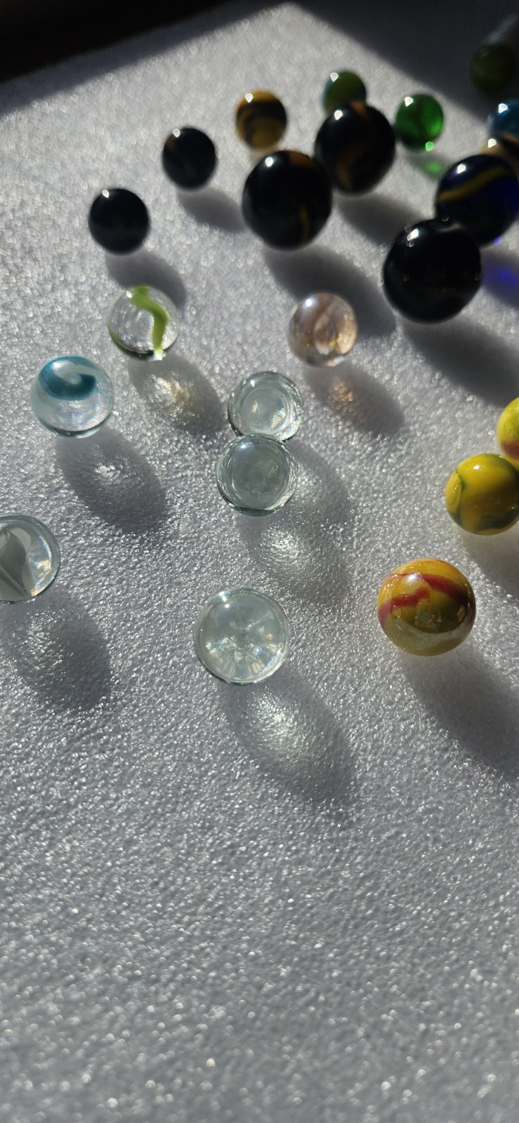 Vtg Lot Of 63 MARBLES., 3/4″ ACRO AGATE, Swirl, Clear, Too, Unique Colors