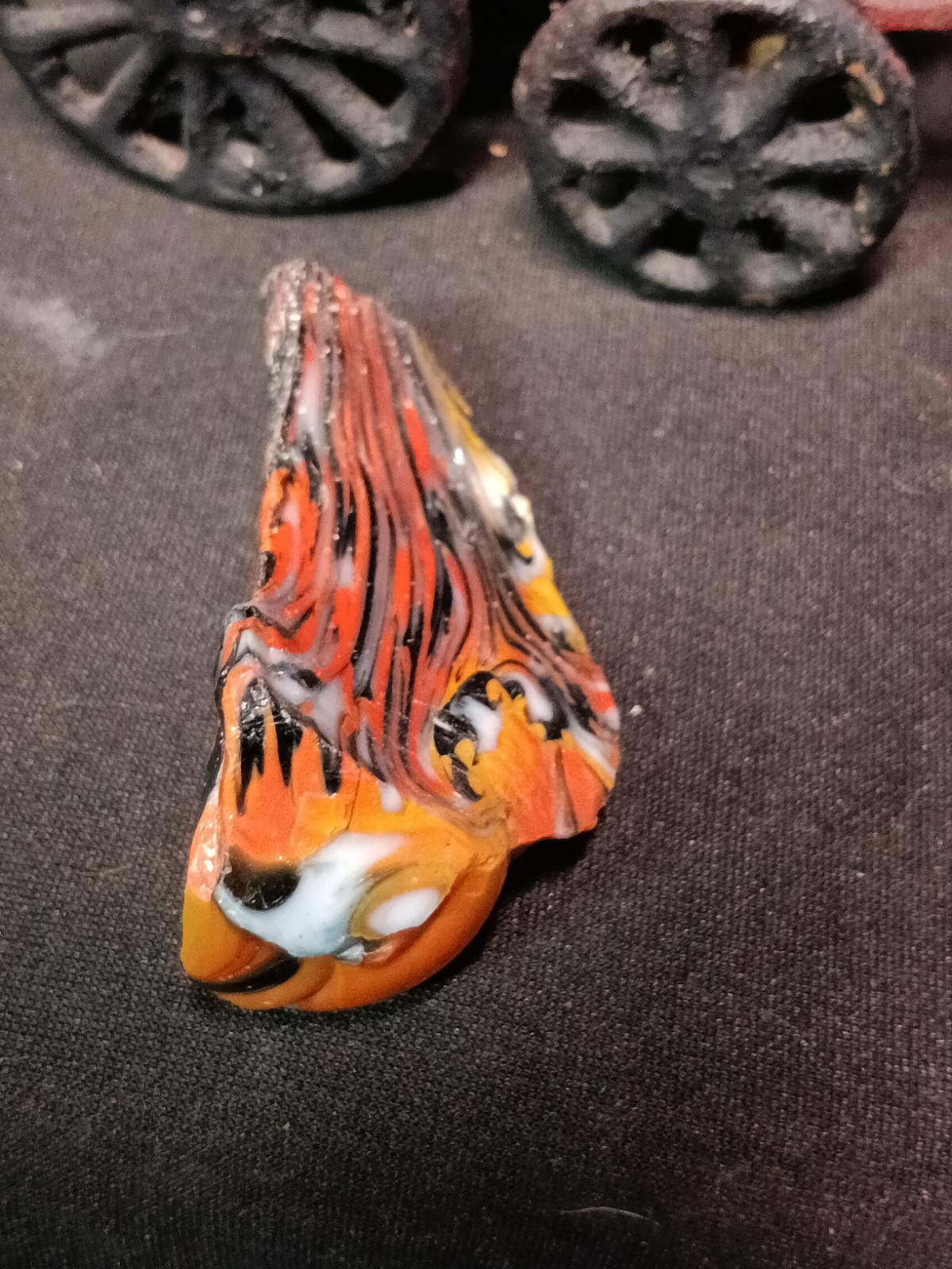 Akro Agate Indian Blanket Cullet 1.8oz 2 1/2 L ×1 1/2 W Nice Color