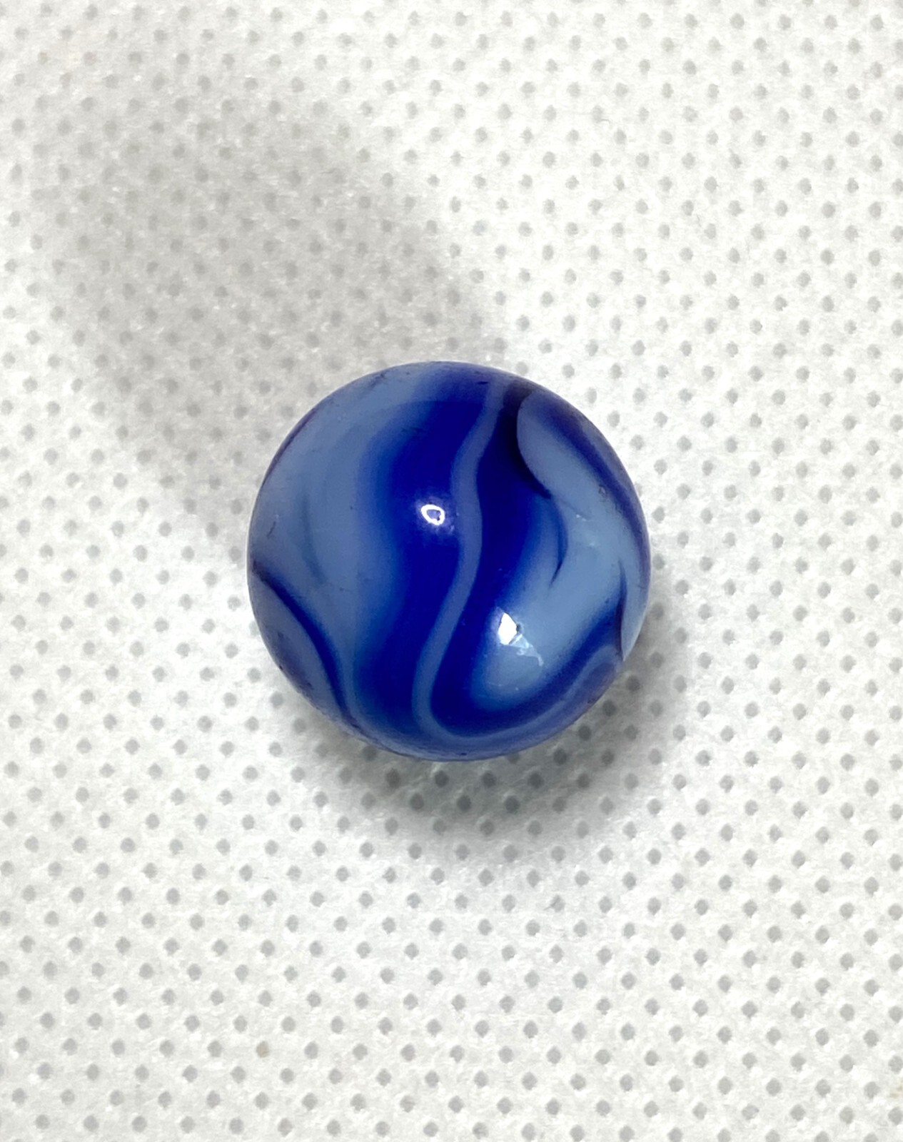 STUNNING ALLEY AGATE CALLIGRAPHY COBALT BLUE SWIRL SOLID BASE .63″ NM+/- MDD171