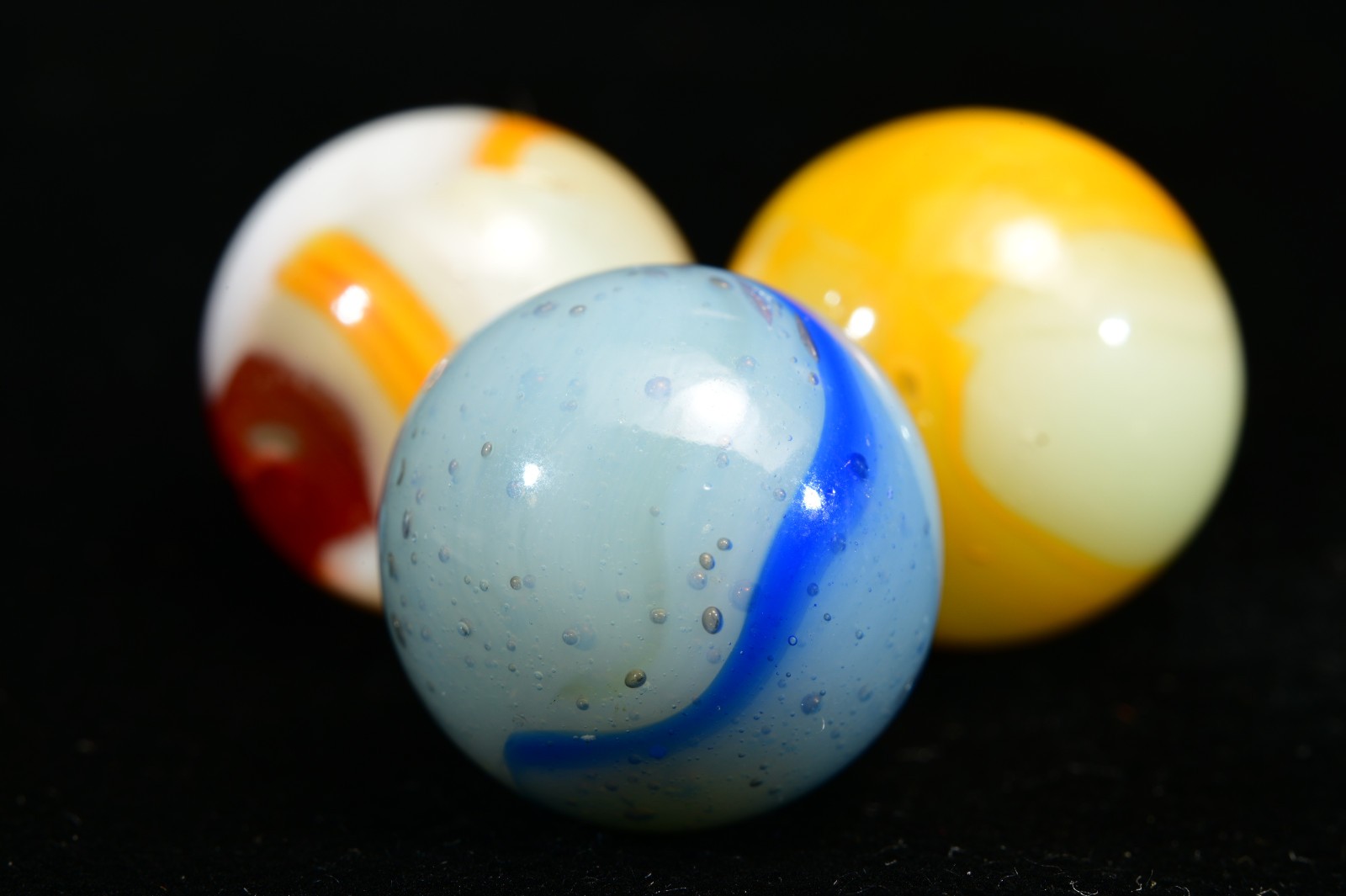 3 Vintage Peltier Rainbo Marbles Funky Colours Classic Styles, Multi-Mix 19/32”