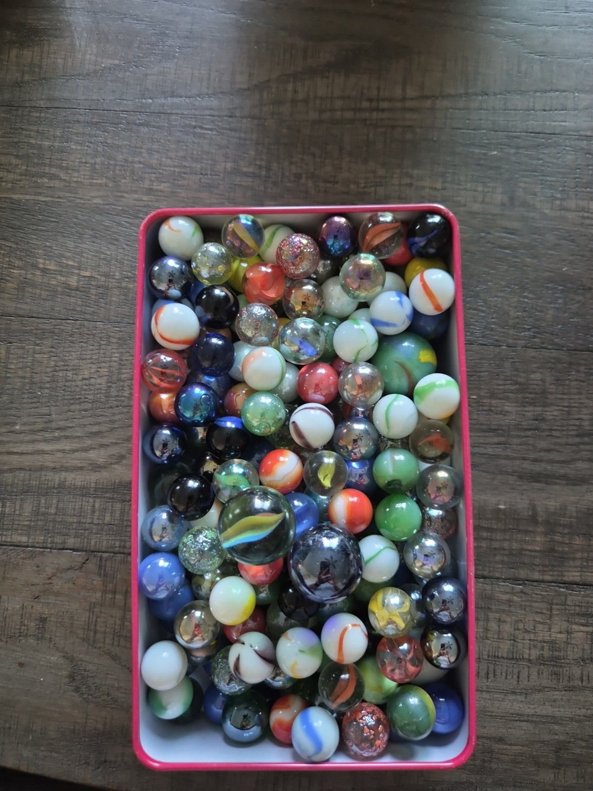 Cardinal Deluxe Brilliant Colored Marbles and Shooters in Tin