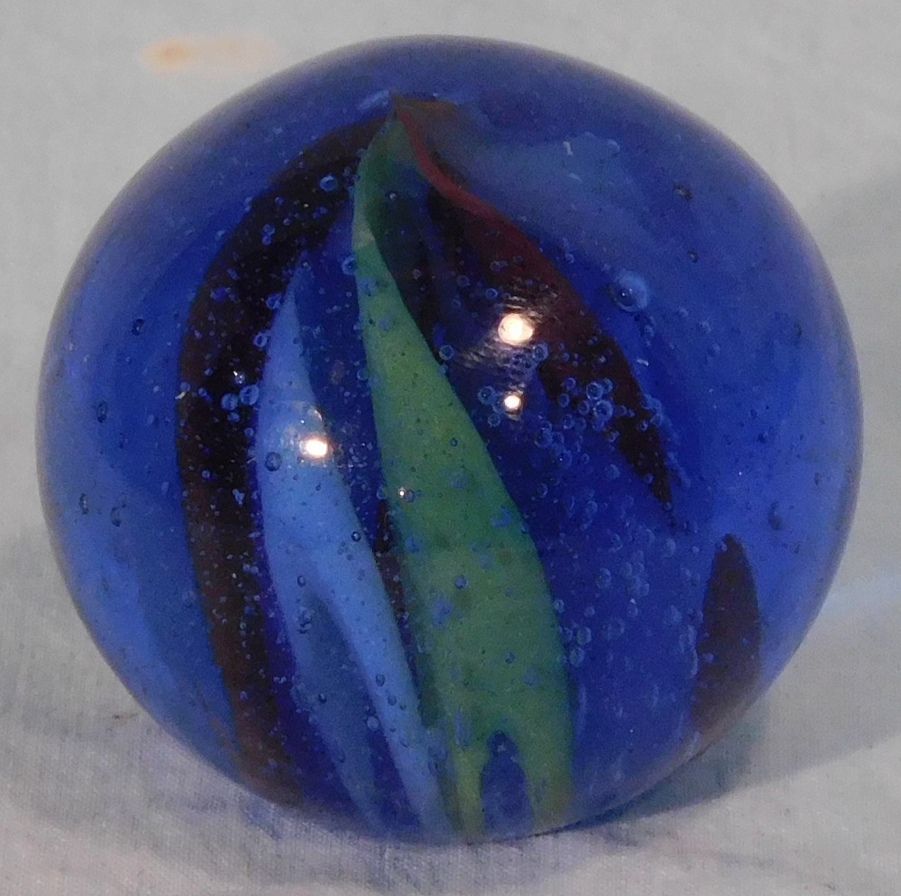 Andy Davis Contemporary Handmade Marble, 1 3/4″ Diameter, #118Z