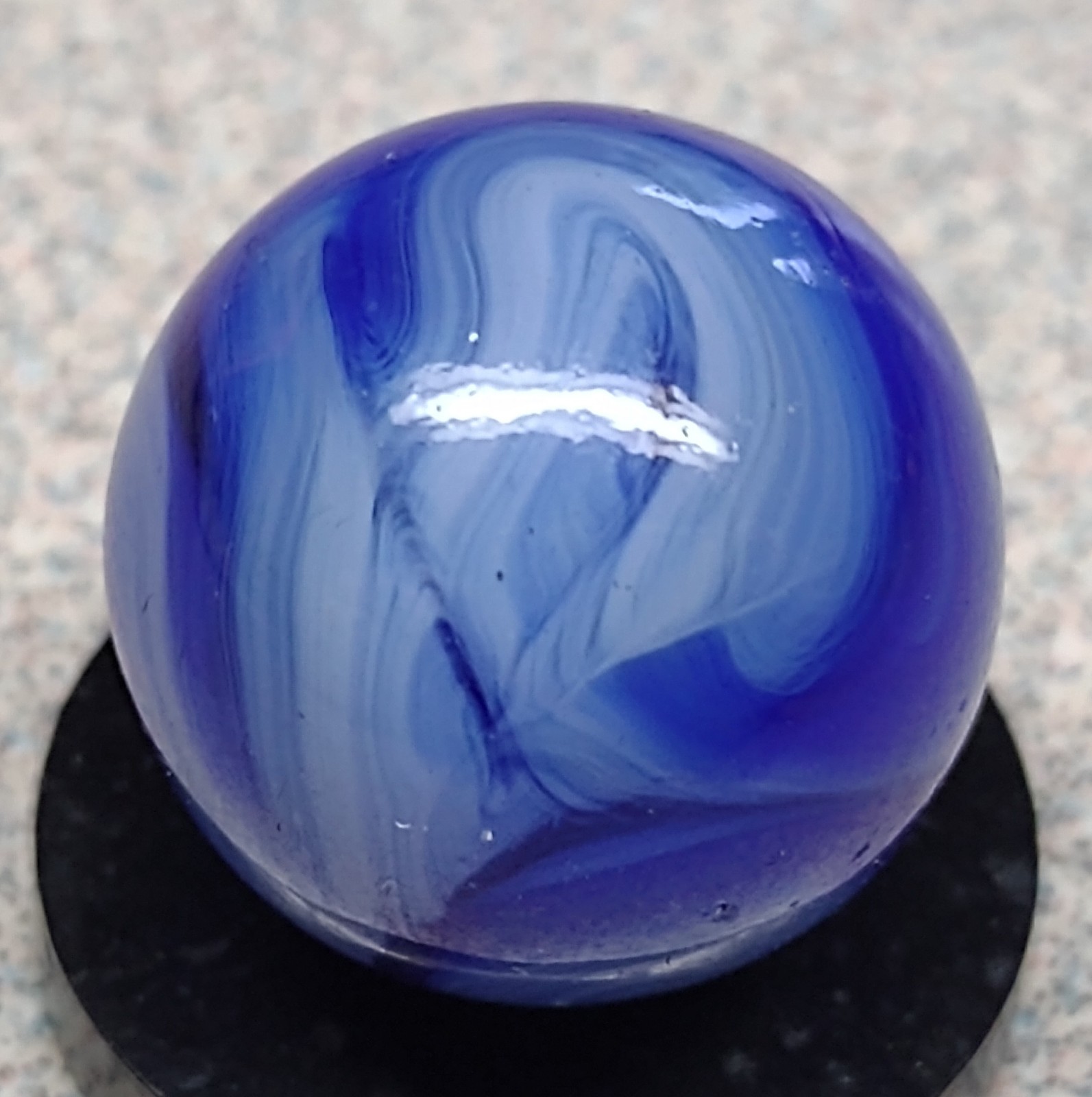West Virginia Swirl marble-CAIRO? Jackson? ALLEY? .62″ NM+, Transp. Cobalt base