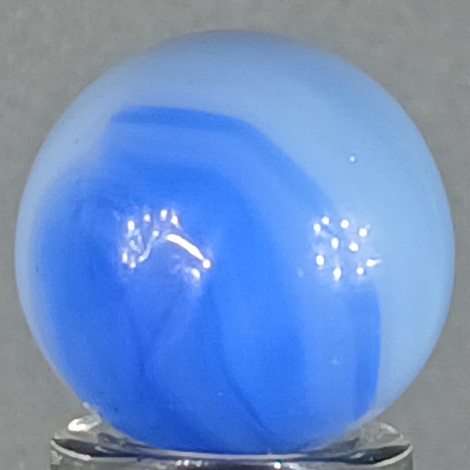 Vintage Vitro Conqueror Marble .63 Near-Mint Condition Combined Shipping