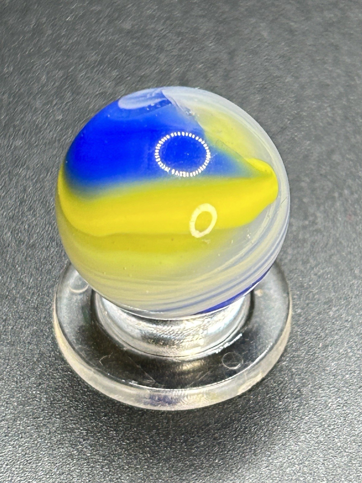 Vintage Akro Agate Popeye Marble Blue & Yellow 0.709”