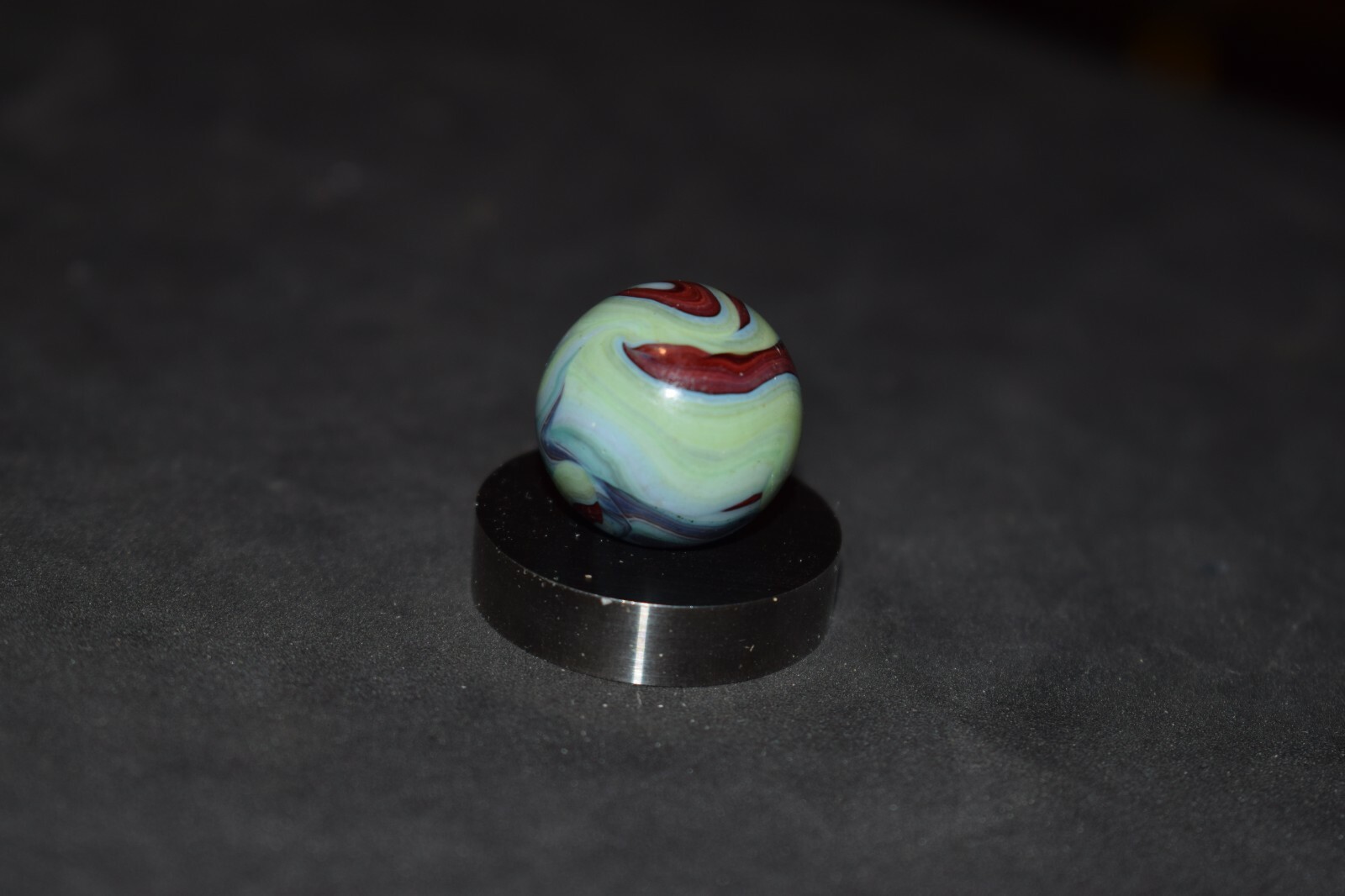🤡➖⏩JABO JOKER Multi-Color OXBLOOD Swirl Marble Size .718=23/32″ MINT!