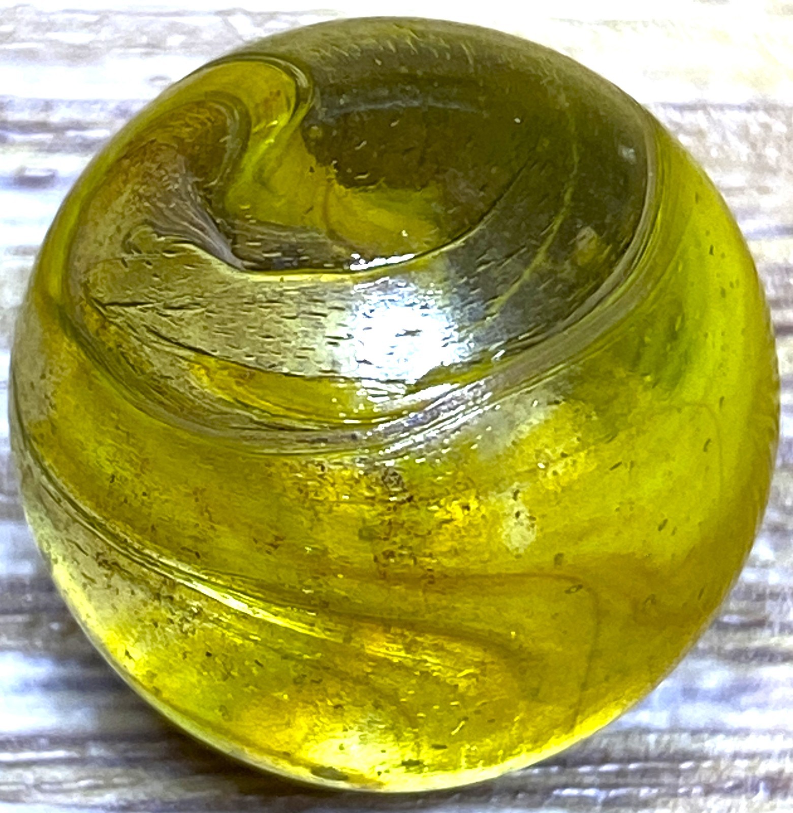 DAS/JABO STUNNING LEMON DROP COLORED THIN-LINED RAMSHEAD SHOOTER .75″ M787