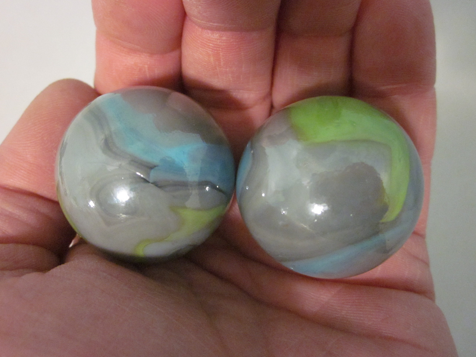 2 BOULDERS 35mm THUNDERBOLT Marbles glass ball Green/Blue/Grey Giant LARGE Swirl