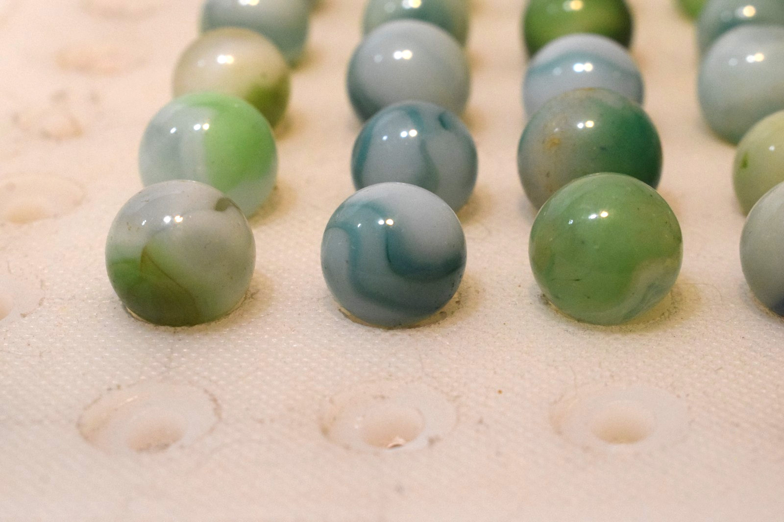 VITRO AGATE MARBLES ARKO 57PC MIXED LOT SHAMROCK GREEN AQUA BLUE COBALT LIME